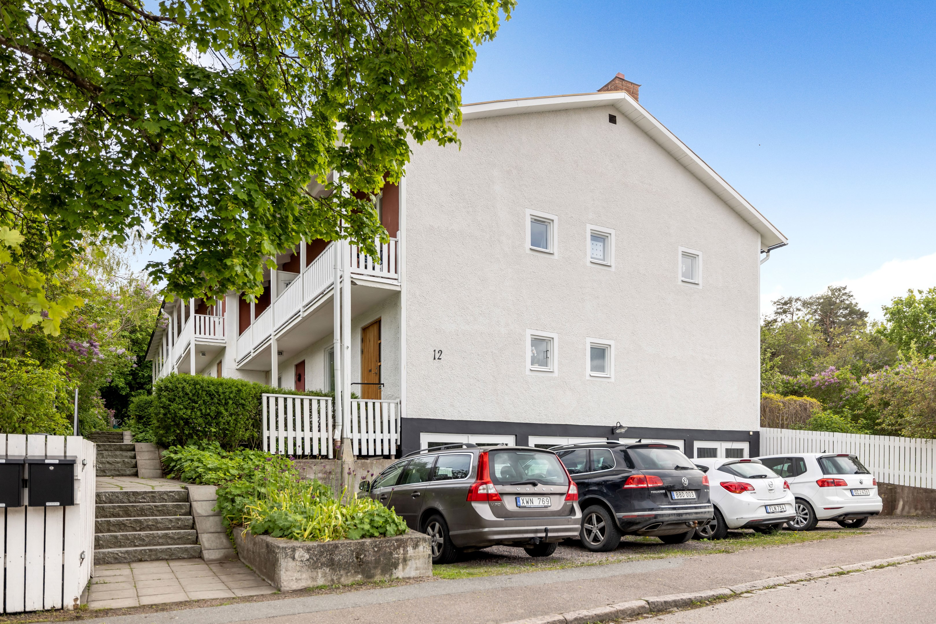 Bostadsbild från Eriksbergsvägen 12A, Såld i Sommarro, Uppsala