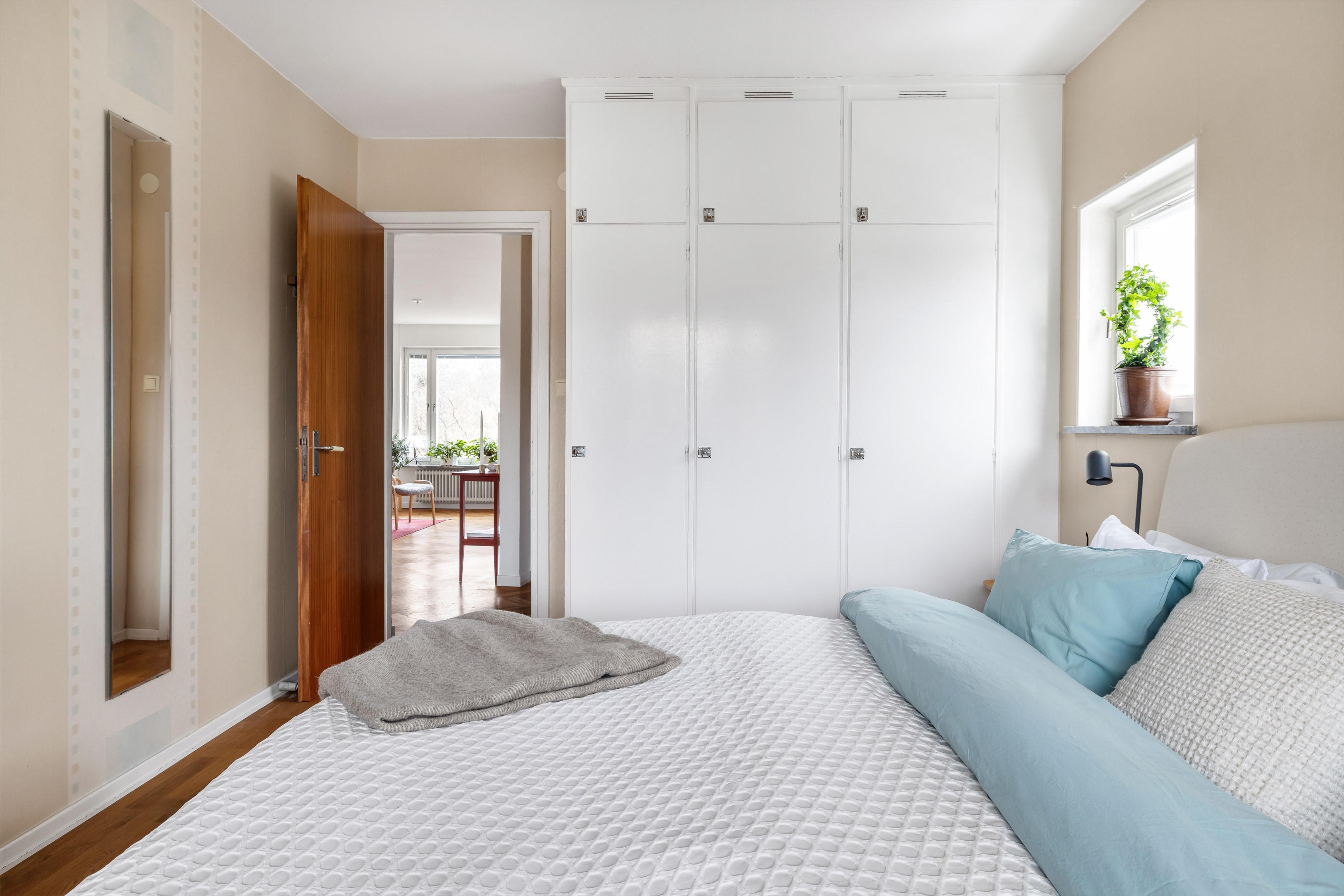 Bostadsbild från Eriksbergsvägen 12A, Såld i Sommarro, Uppsala