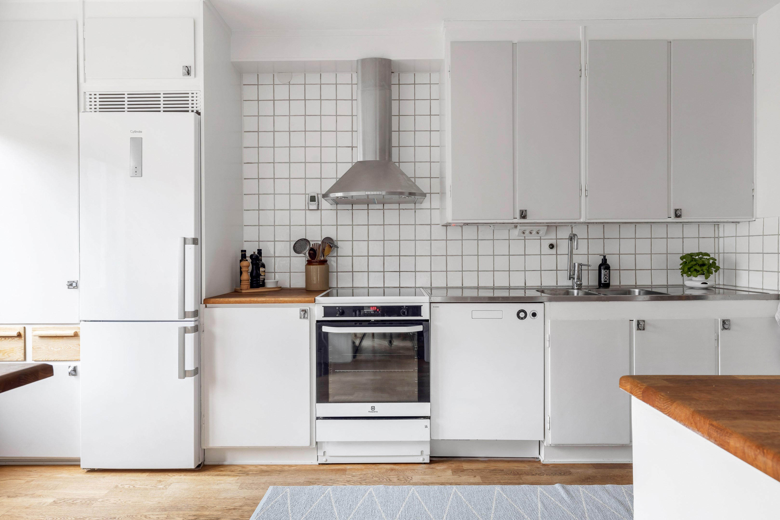 Bostadsbild från Eriksbergsvägen 12A, Såld i Sommarro, Uppsala