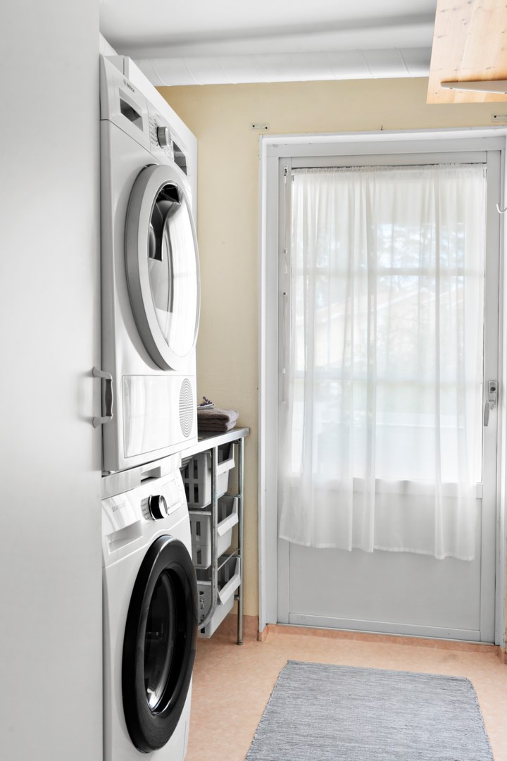 Bostadsbild från Eksoppsvägen 48, Såld i Norby, Uppsala