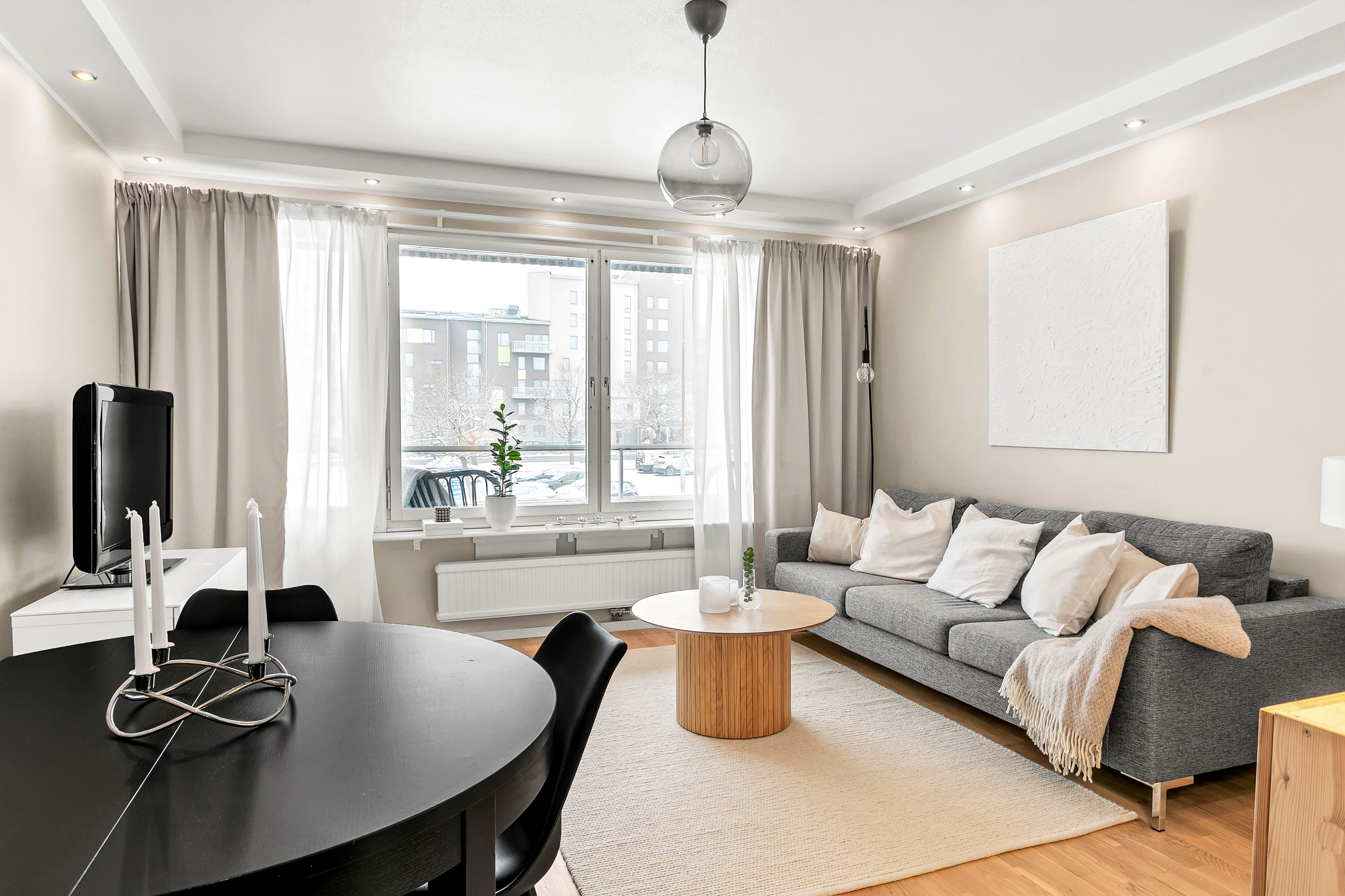 Bostadsbild från Gräslöksgatan 28, Såld i Årsta, Uppsala