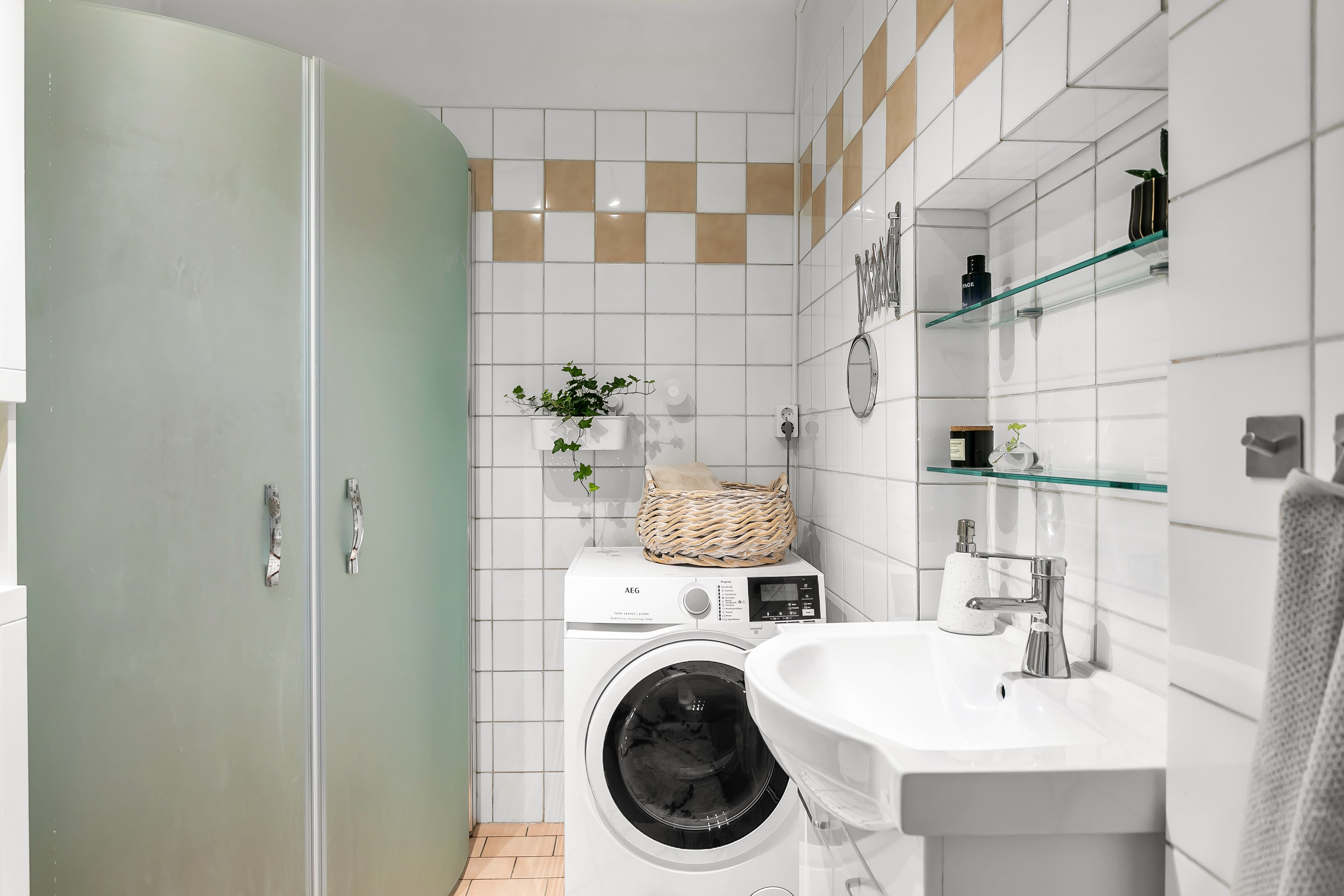 Bostadsbild från Väderkvarnsgatan 46 B, Såld i Fålhagen, Uppsala