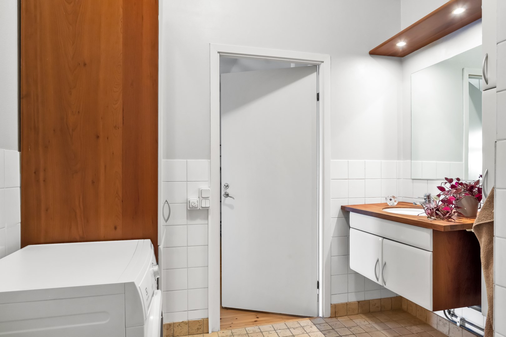 Bostadsbild från Väderkvarnsgatan 40, Såld i Fålhagen, Uppsala