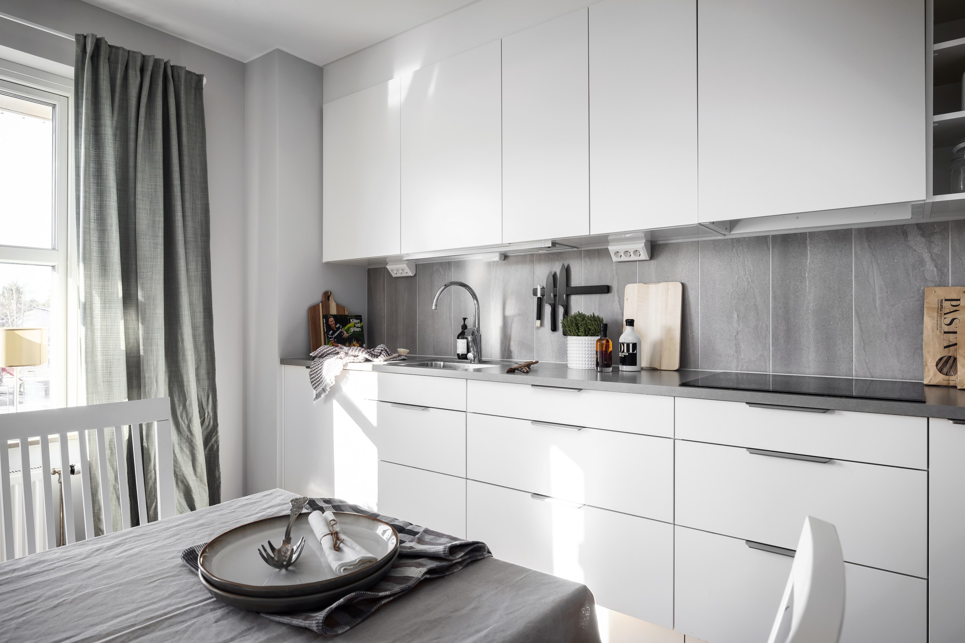 Bostadsbild från Tollare Ängsväg 26, 3 tr, Såld i Tollare, Nacka