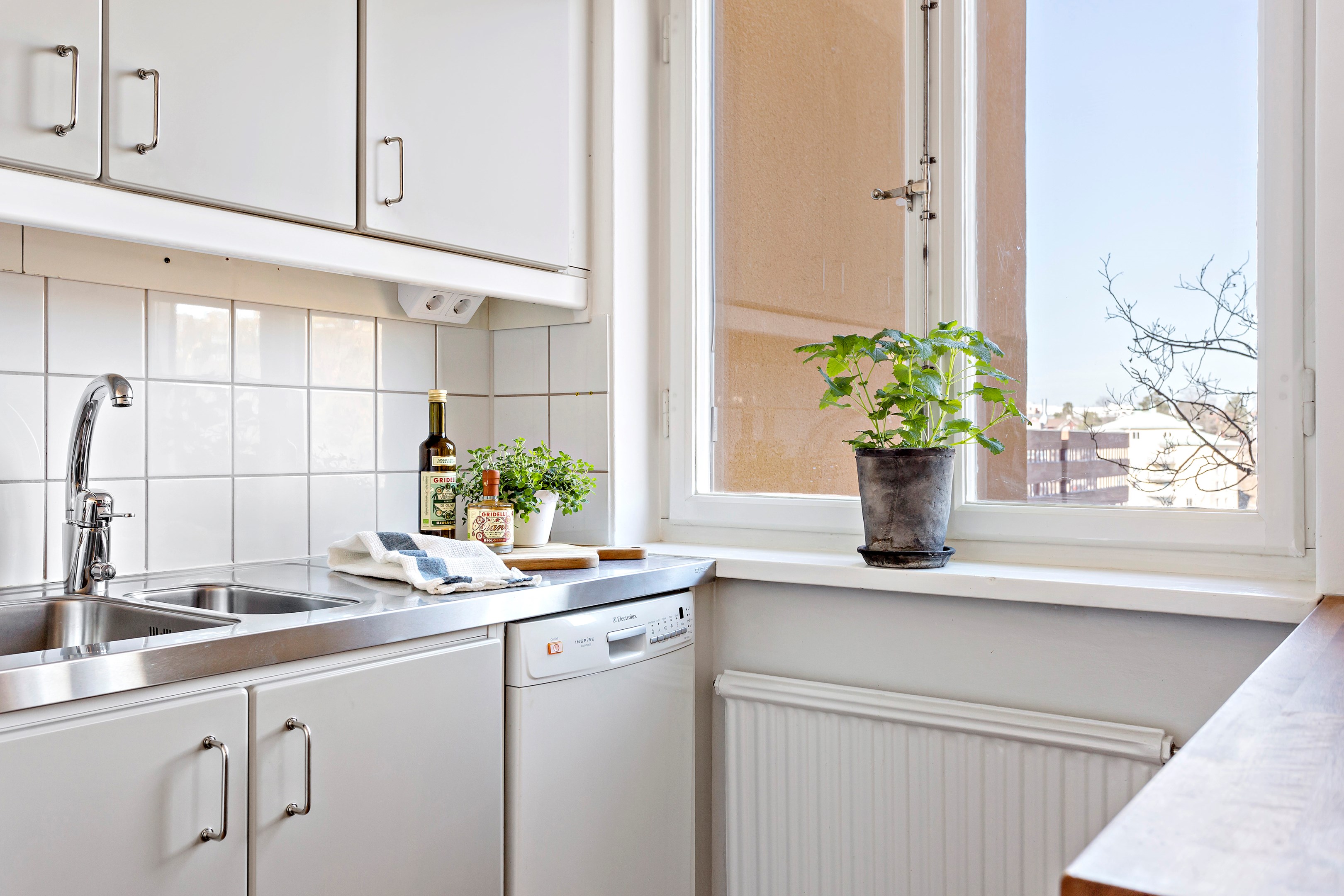 Bostadsbild från Ugglevägen 13B, 2 tr, Såld i Ektorp, Nacka