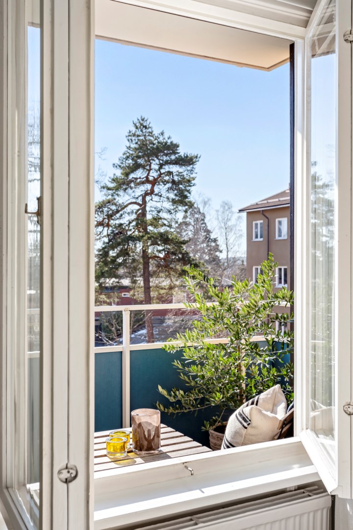 Bostadsbild från Ugglevägen 13B, 2 tr, Såld i Ektorp, Nacka