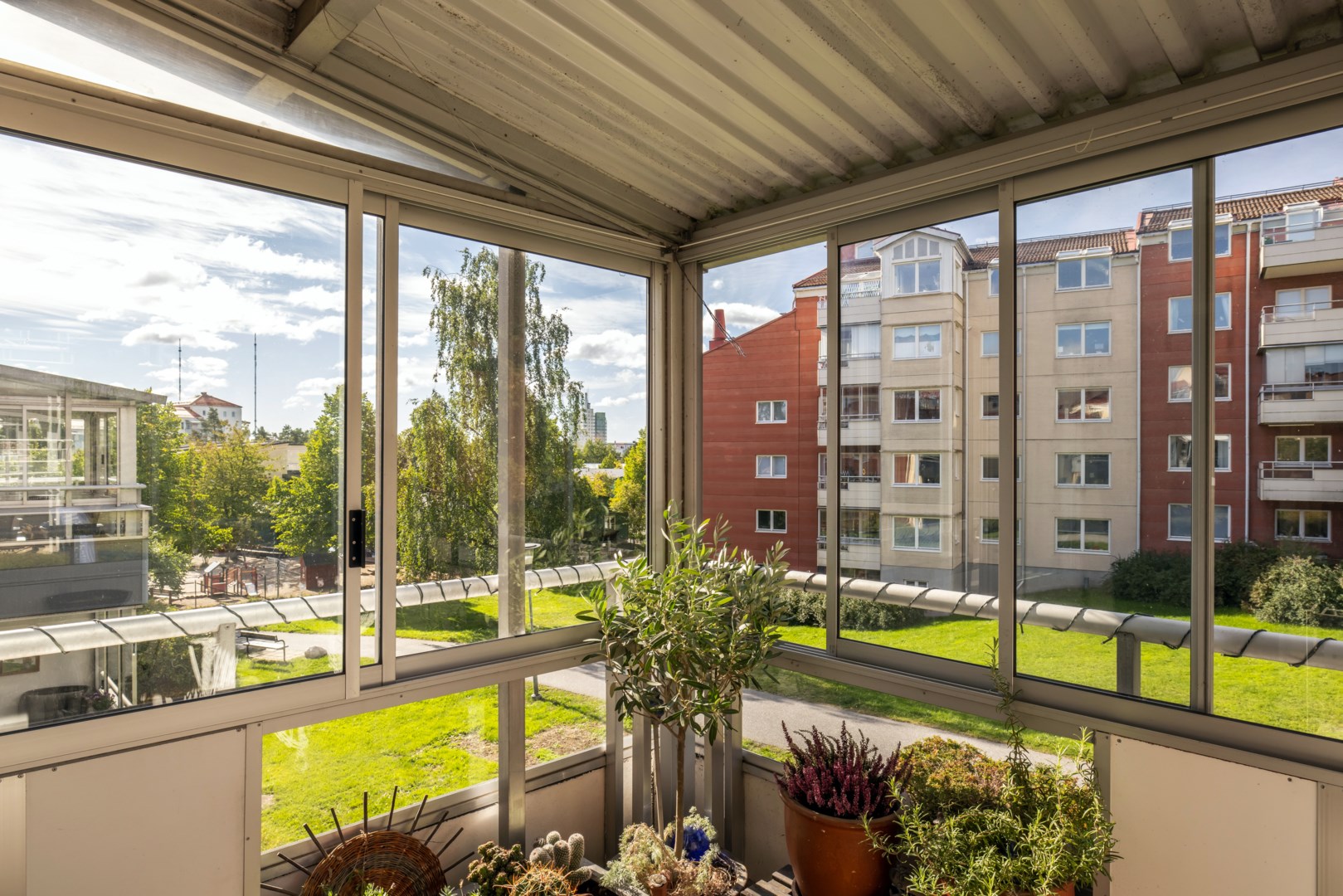 Bostadsbild från Fyrspannsvägen 52, Såld i Jarlaberg, Nacka