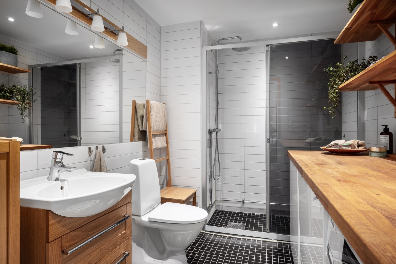 Bostadsbild från Fyrspannsvägen 52, Såld i Jarlaberg, Nacka