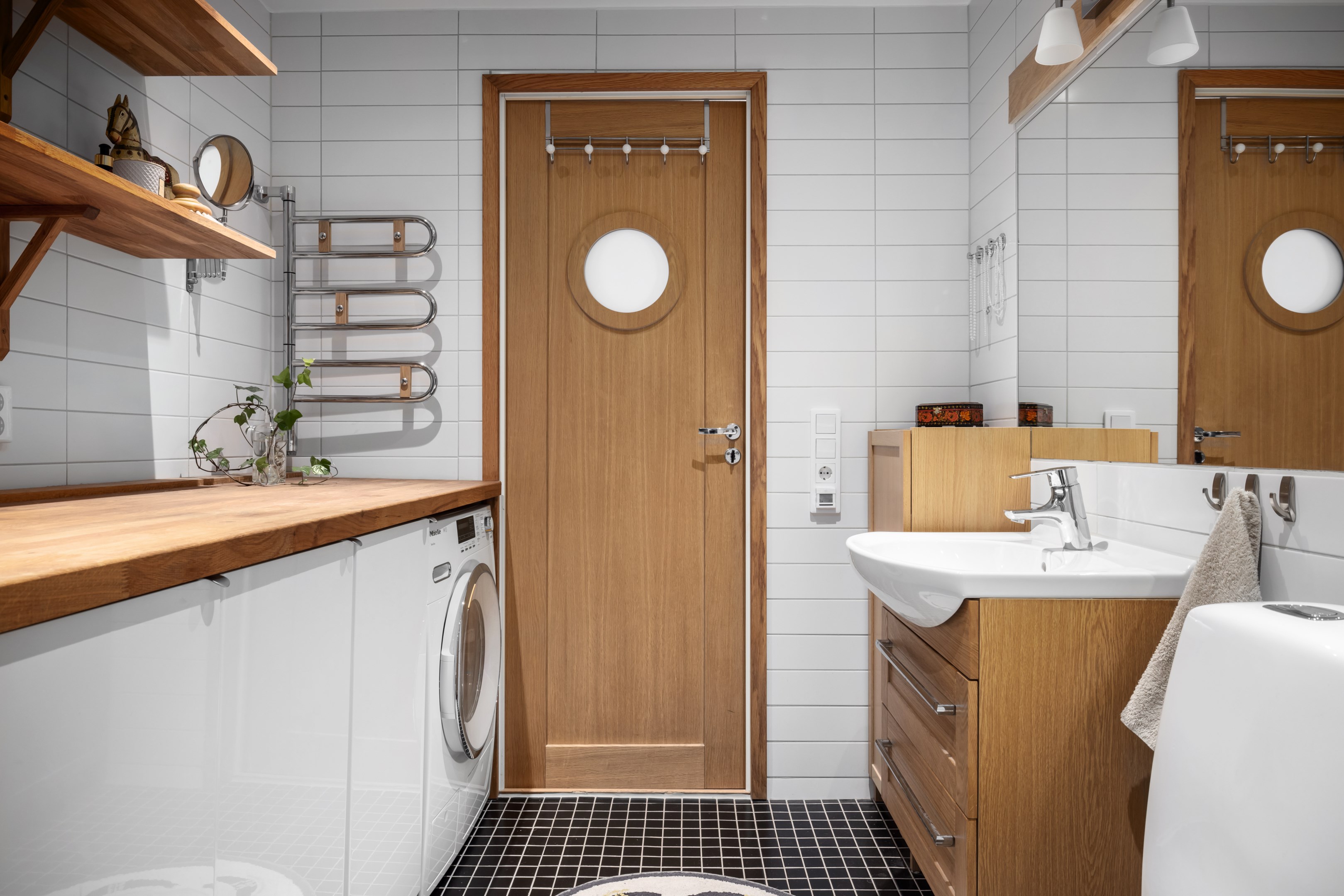 Bostadsbild från Fyrspannsvägen 52, Såld i Jarlaberg, Nacka