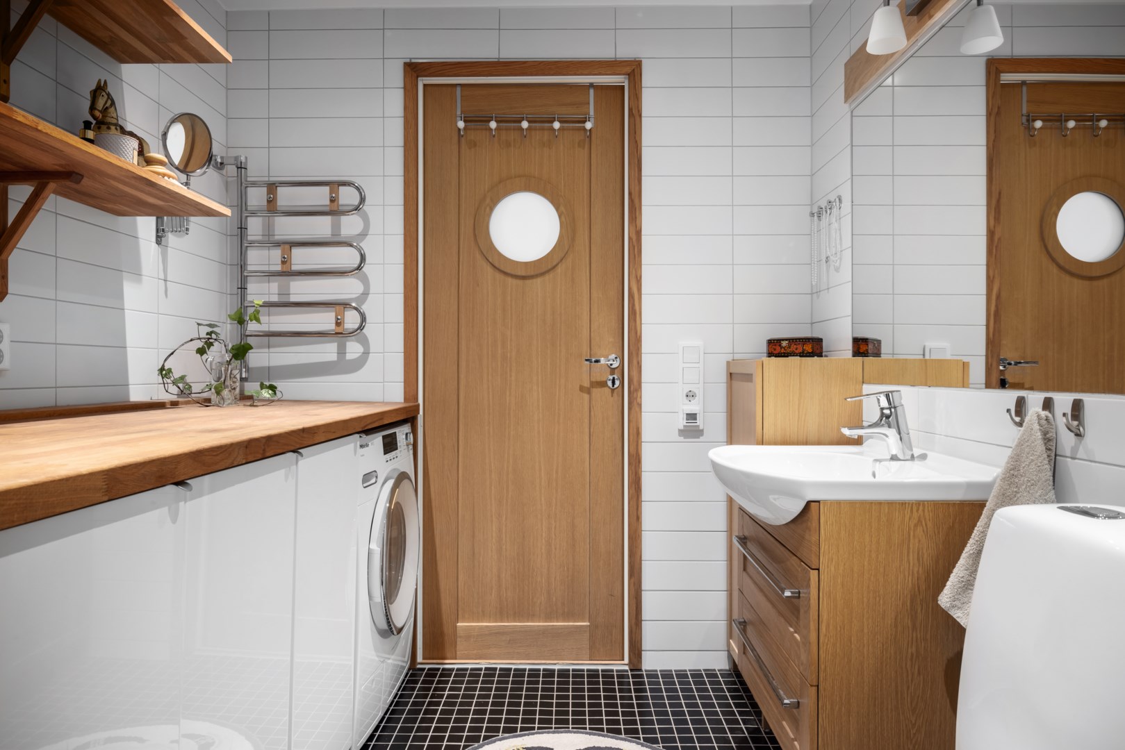 Bostadsbild från Fyrspannsvägen 52, Såld i Jarlaberg, Nacka