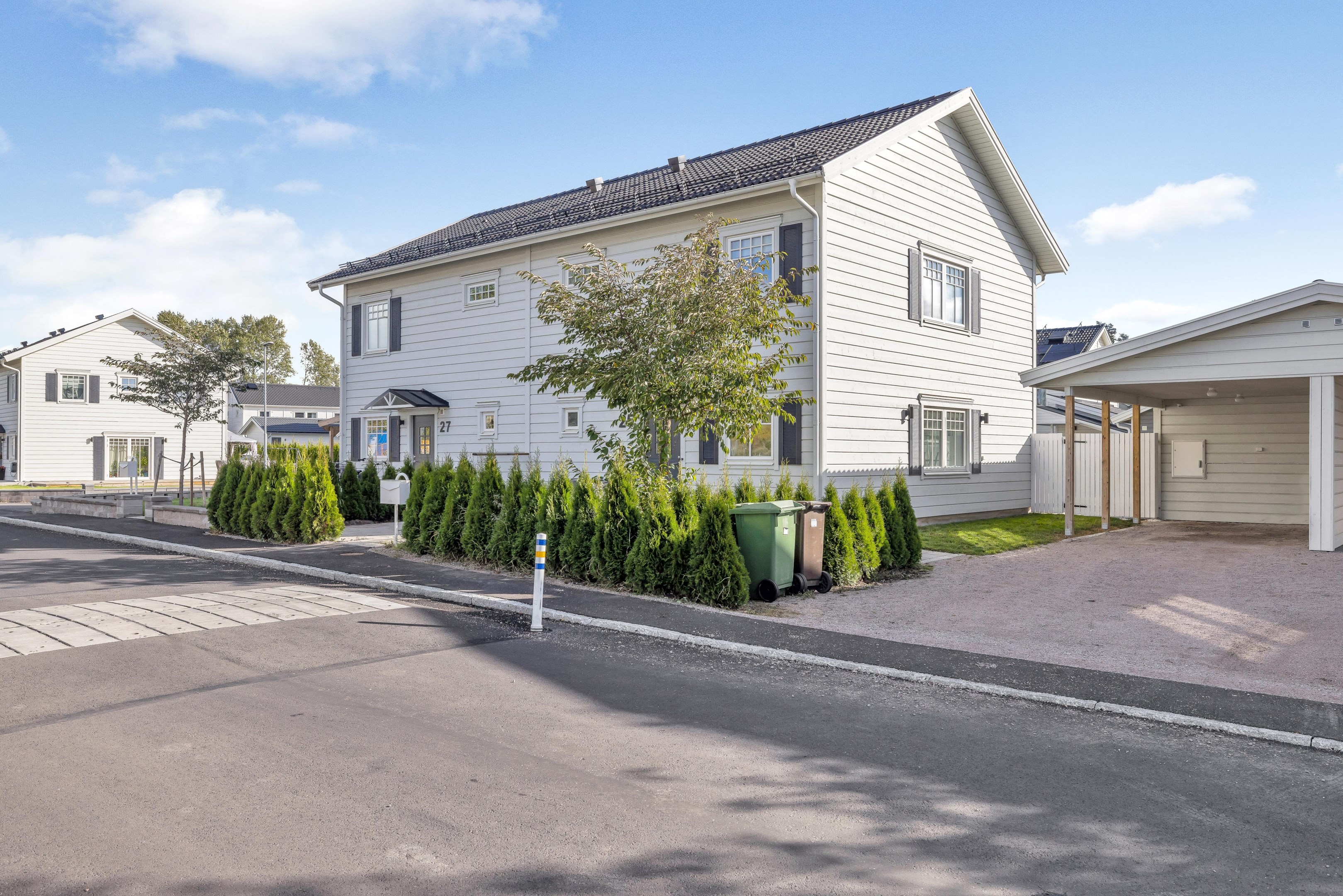 Bostadsbild från Björnmossvägen 25, Såld i Lindbacken, Uppsala