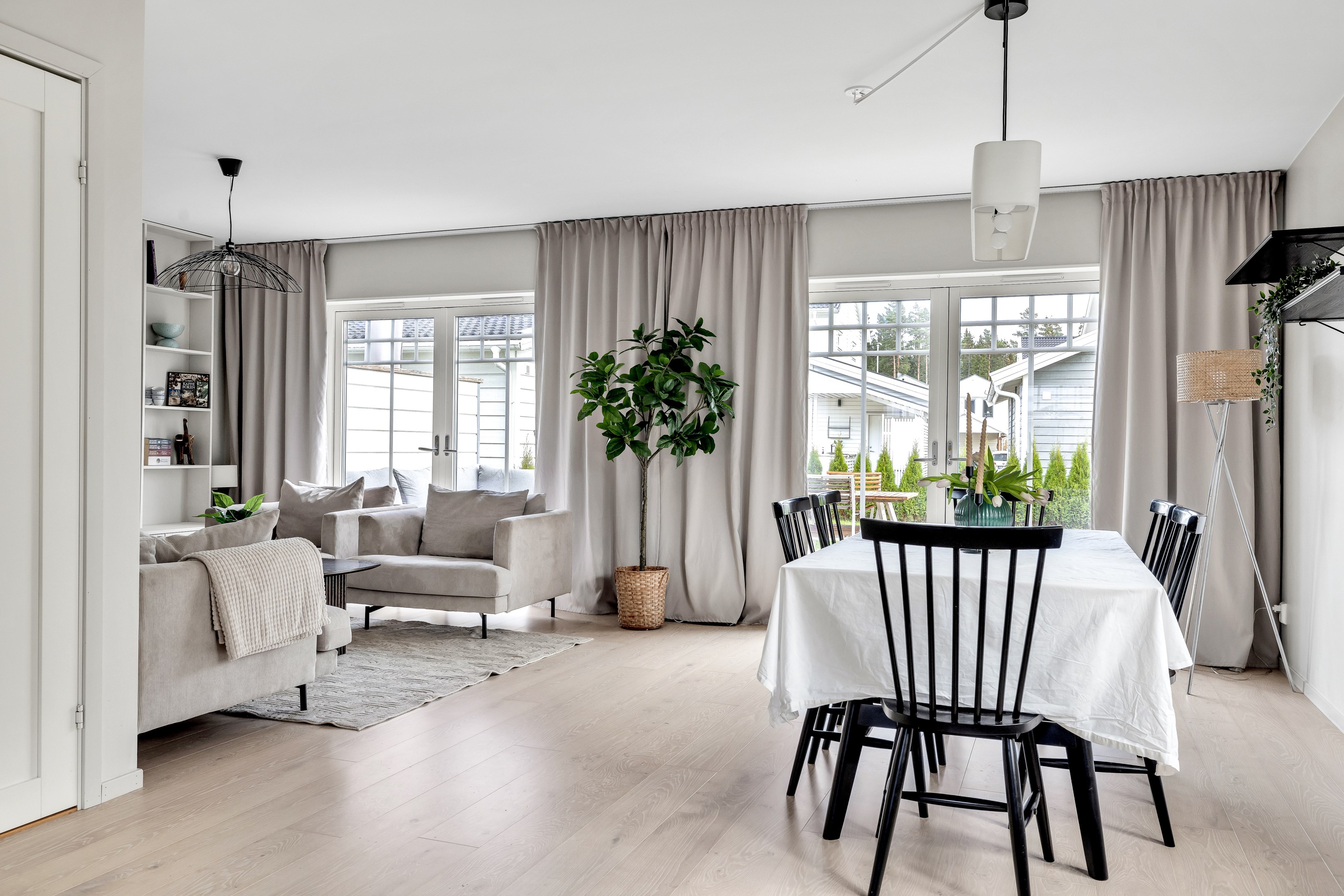 Bostadsbild från Björnmossvägen 25, Såld i Lindbacken, Uppsala