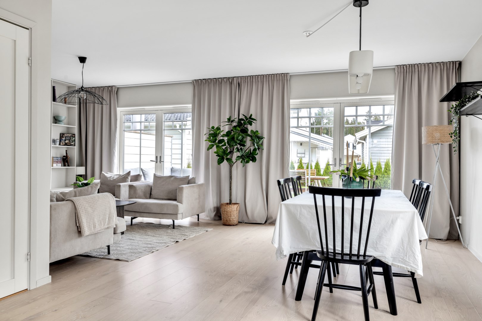 Bostadsbild från Björnmossvägen 25, Såld i Lindbacken, Uppsala