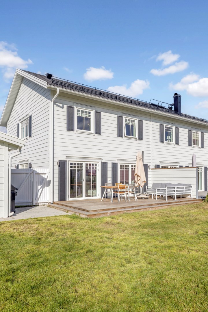 Bostadsbild från Björnmossvägen 25, Såld i Lindbacken, Uppsala