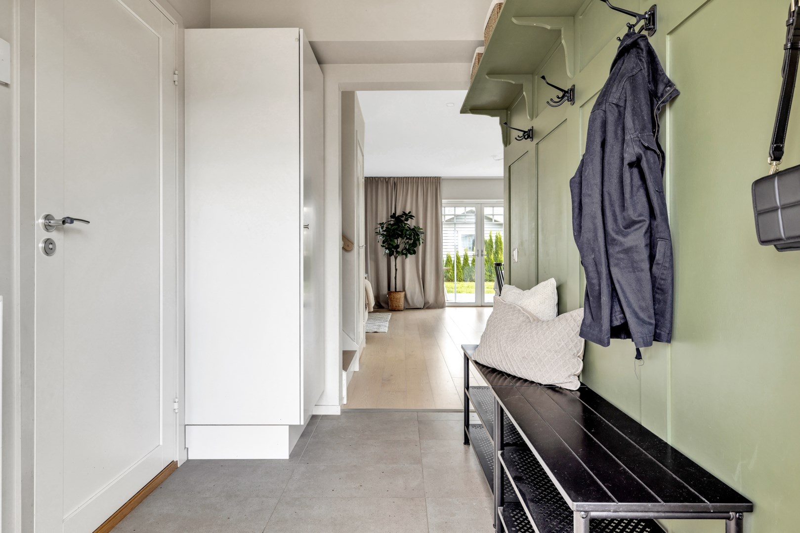 Bostadsbild från Björnmossvägen 25, Såld i Lindbacken, Uppsala