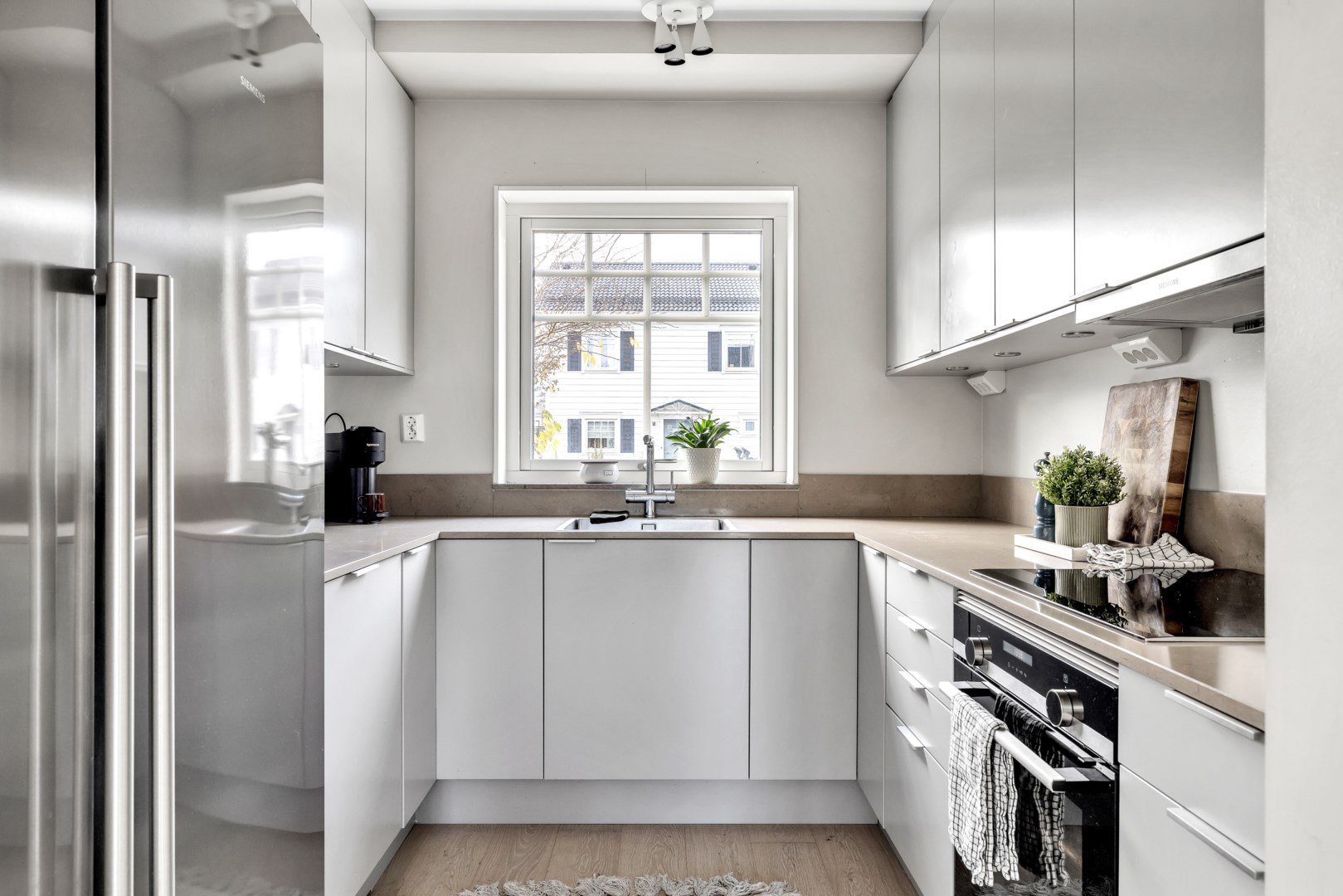 Bostadsbild från Björnmossvägen 25, Såld i Lindbacken, Uppsala