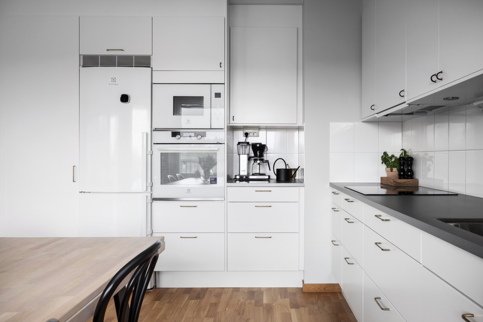 Bostadsbild från Tollareslingan 8, Såld i Tollare, Nacka