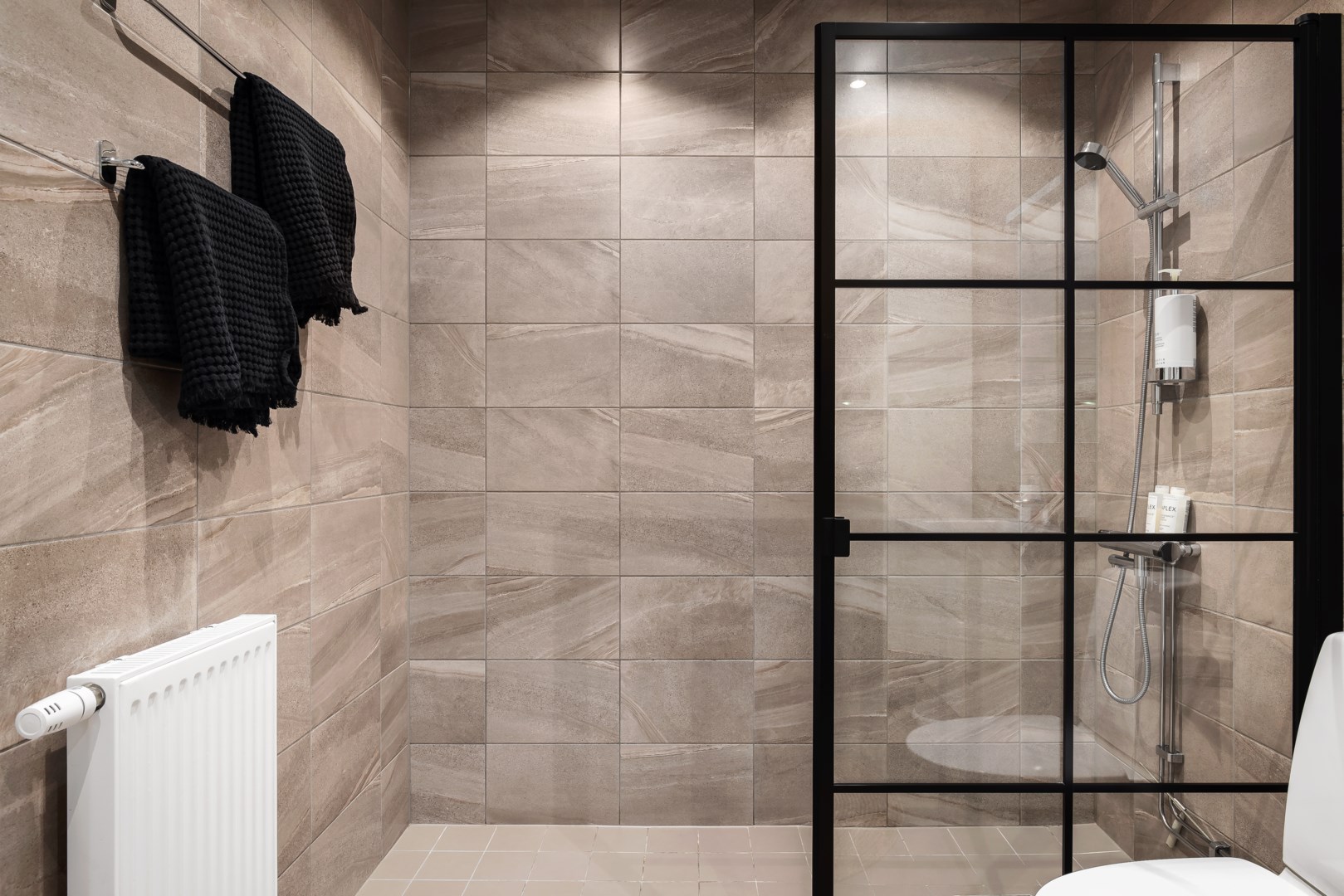 Bostadsbild från Tollare Ängsväg 25, Såld i Tollare, Nacka