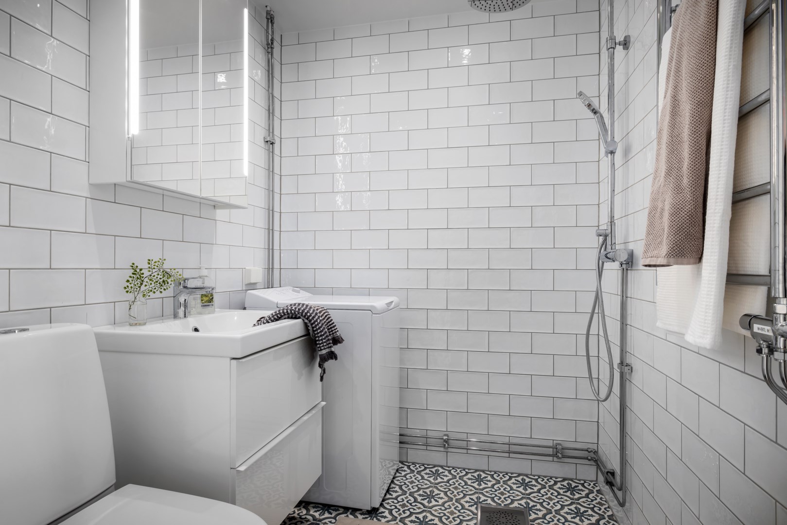 Bostadsbild från Ljuskärrsvägen 11, Såld i Saltsjöbaden, Nacka