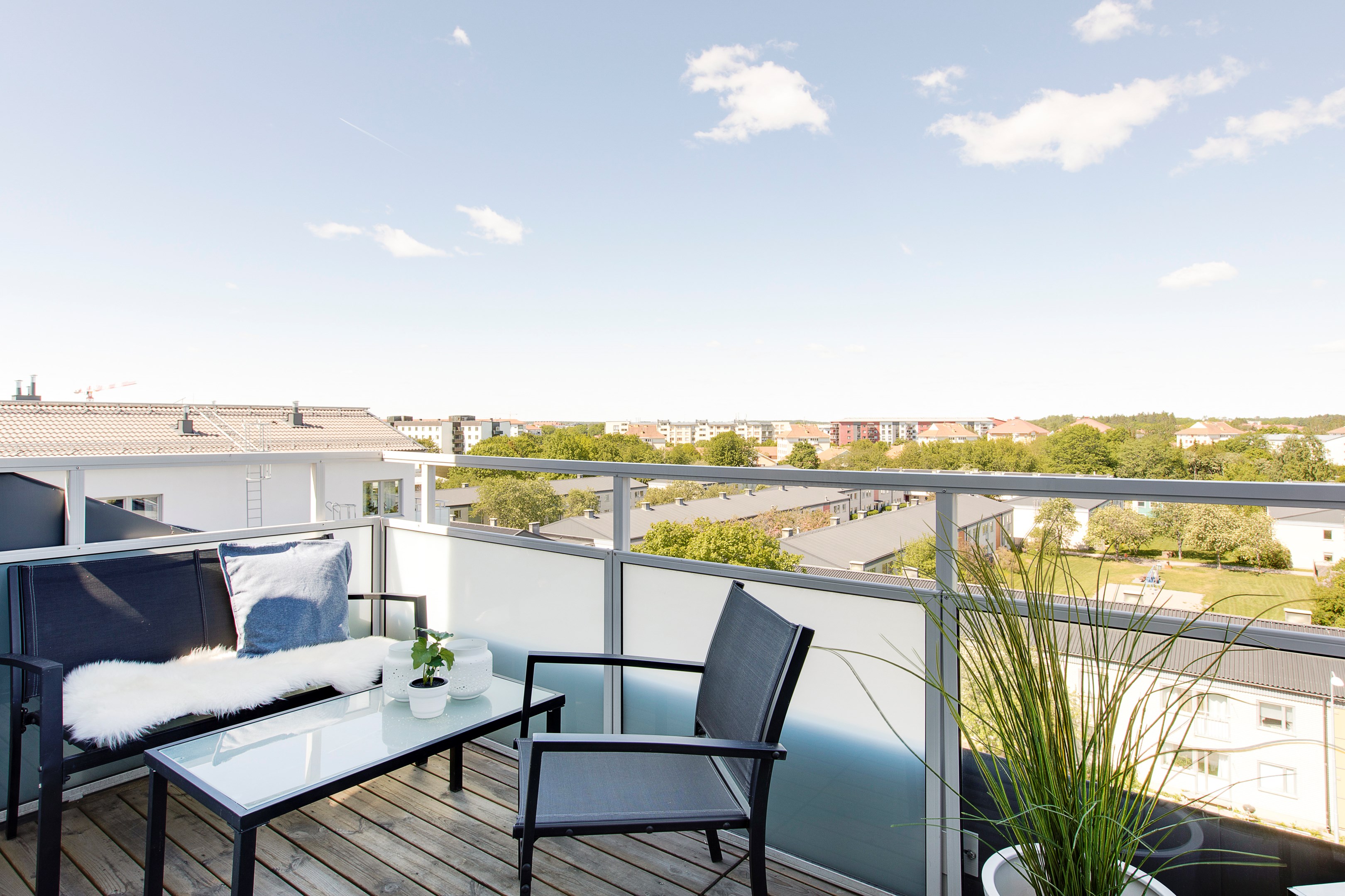 Bostadsbild från Råbyvägen 34, Såld i Kapellgärdet, Uppsala