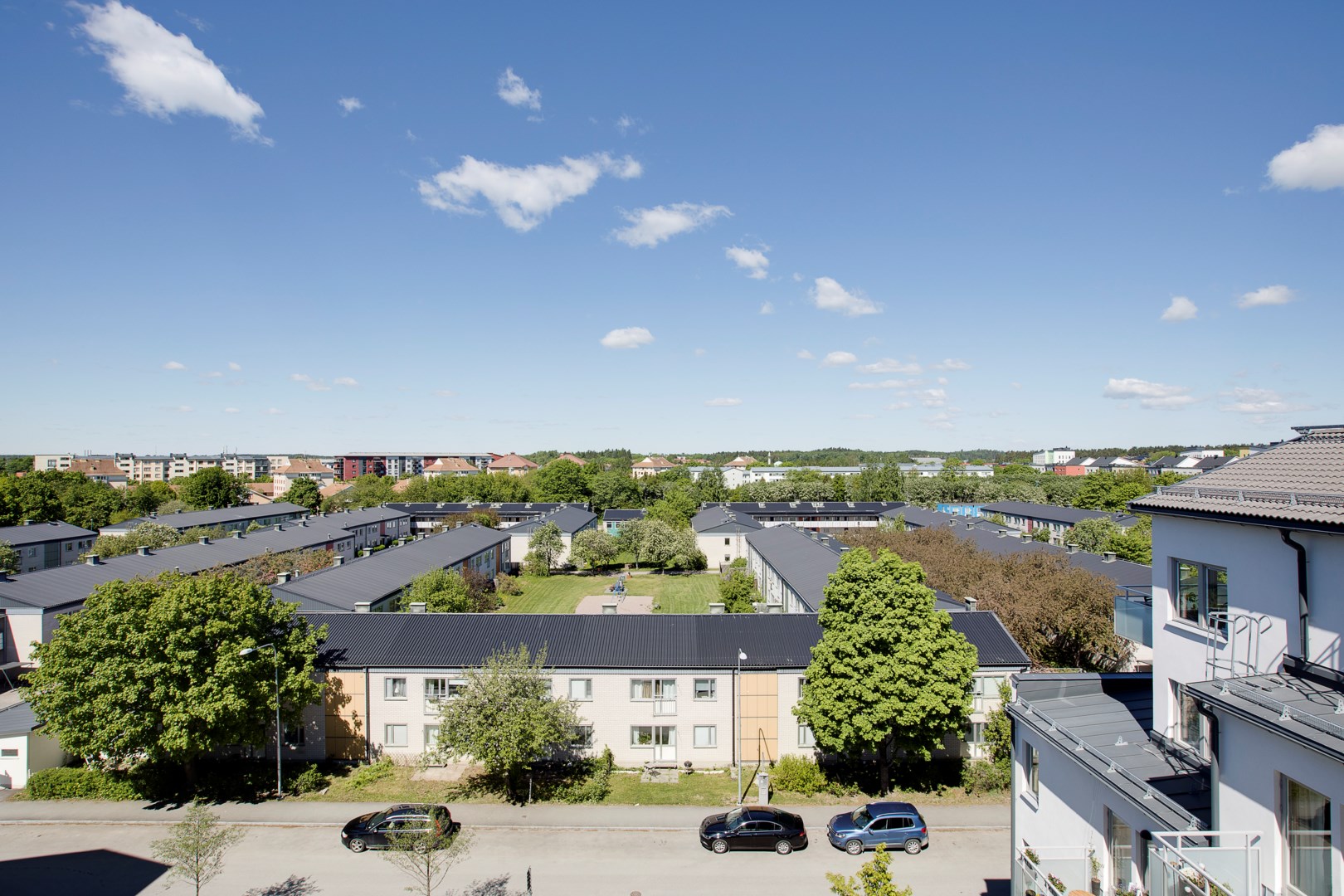 Bostadsbild från Råbyvägen 34, Såld i Kapellgärdet, Uppsala