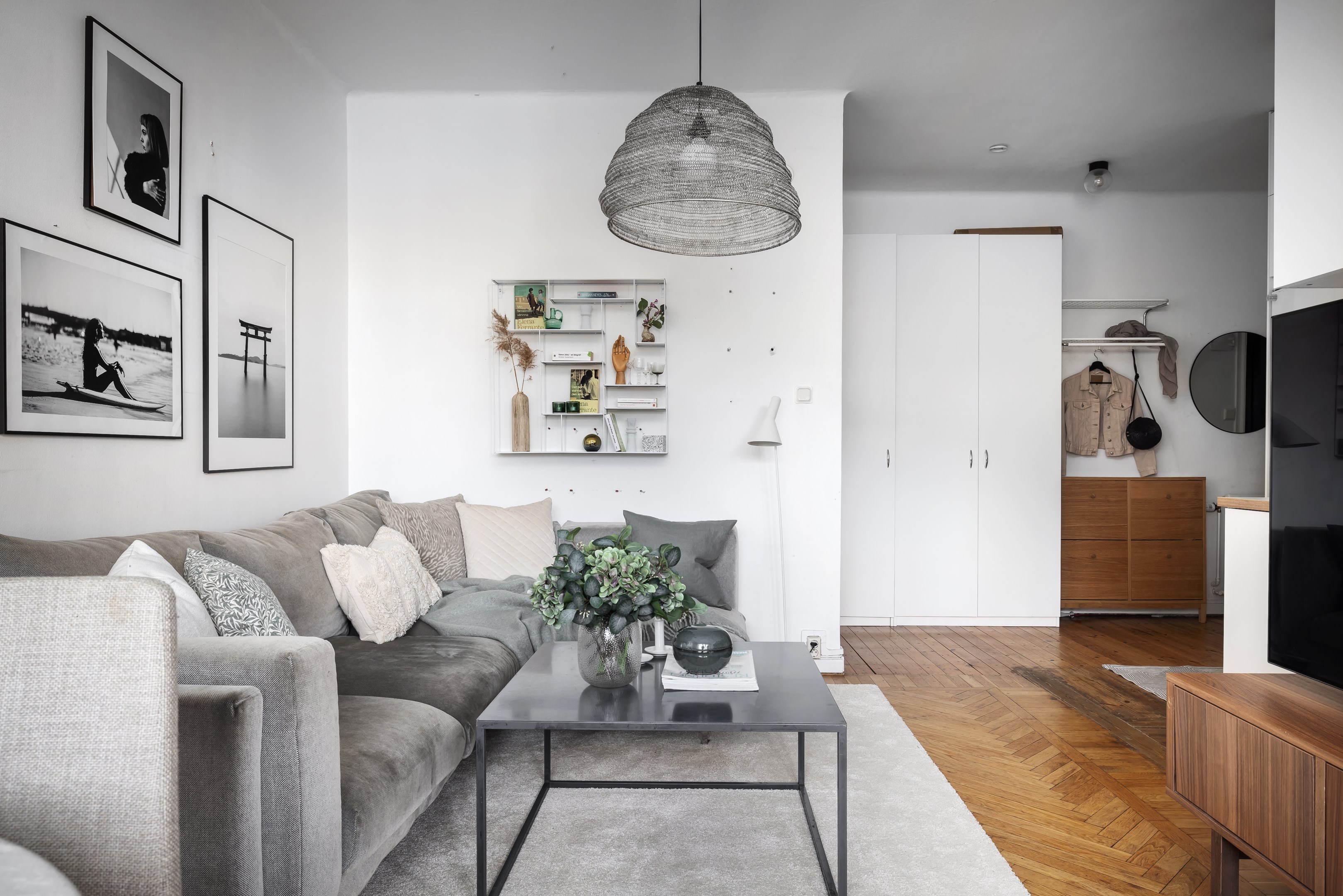 Bostadsbild från Åsögatan 98, Såld i , Stockholm