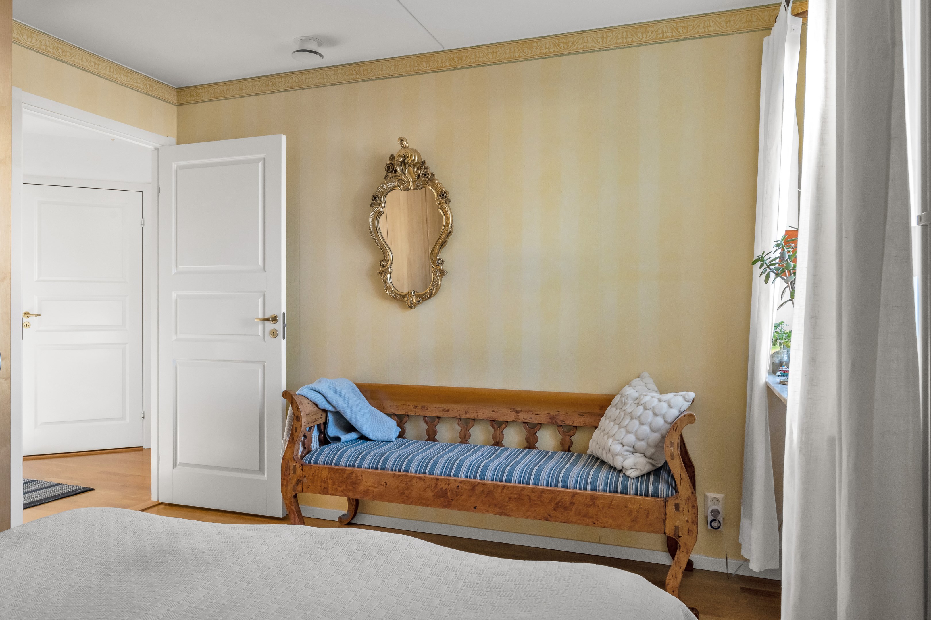 Bostadsbild från Vaksalagatan 18B, Såld i Centrum, Uppsala