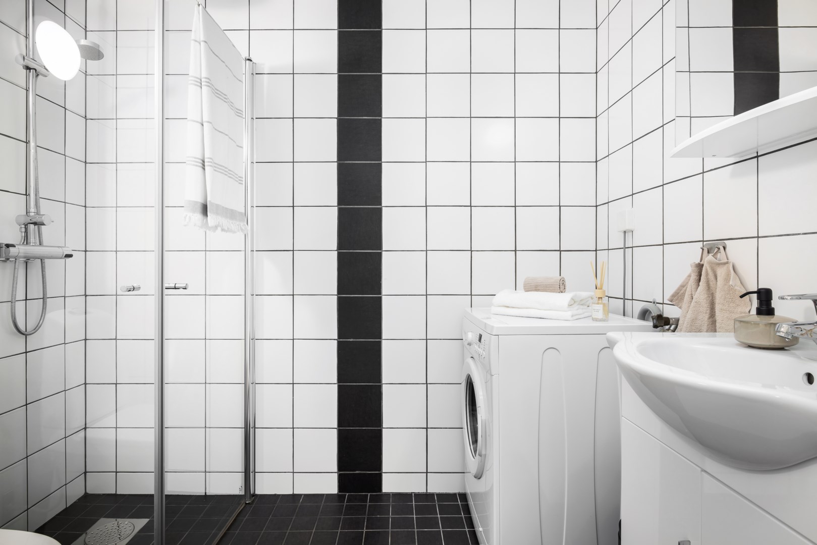 Bostadsbild från Värmdövägen 629, Såld i Björknäs, Nacka