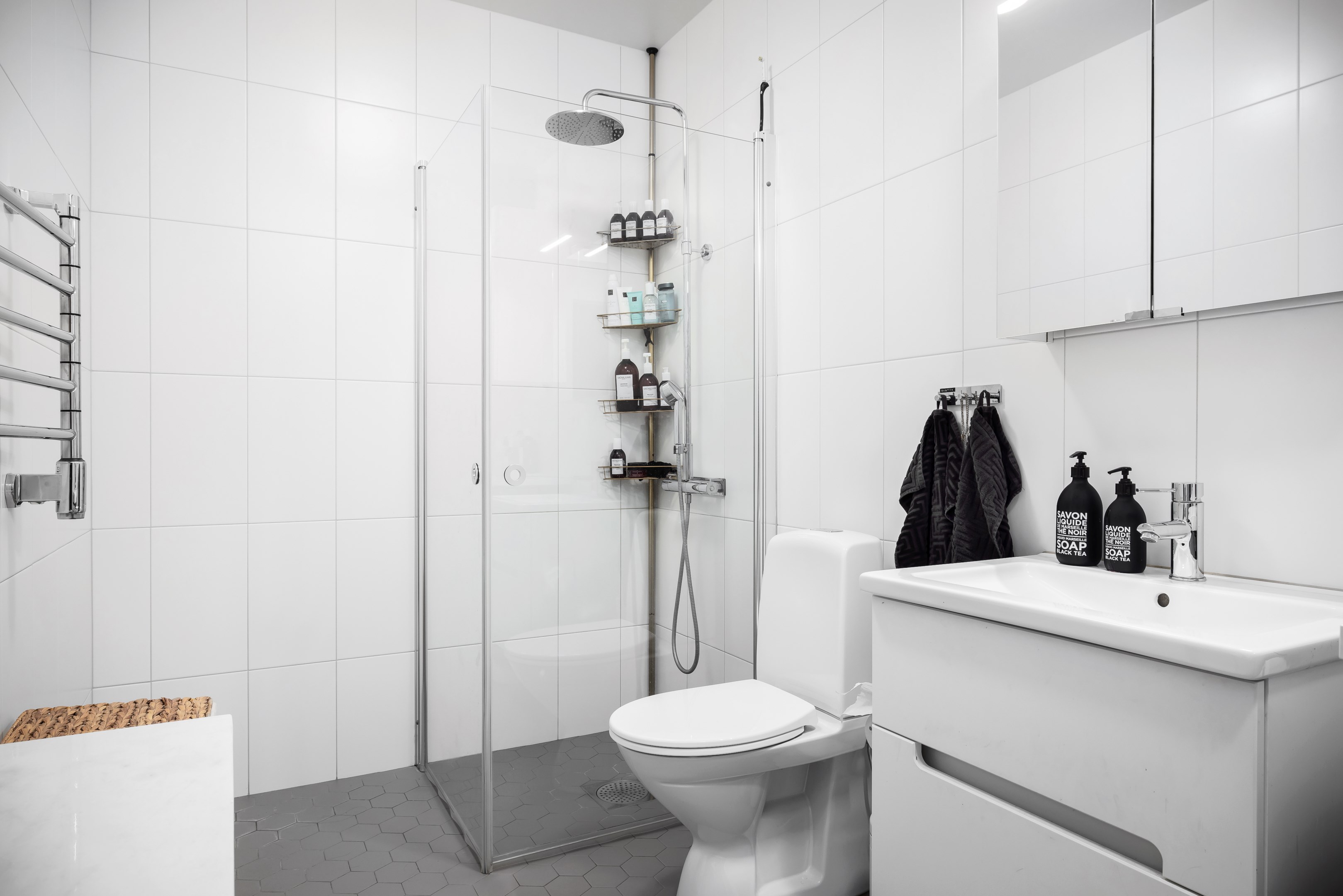 Bostadsbild från Tollareslingan 26, 8 tr, Såld i Tollare, Nacka