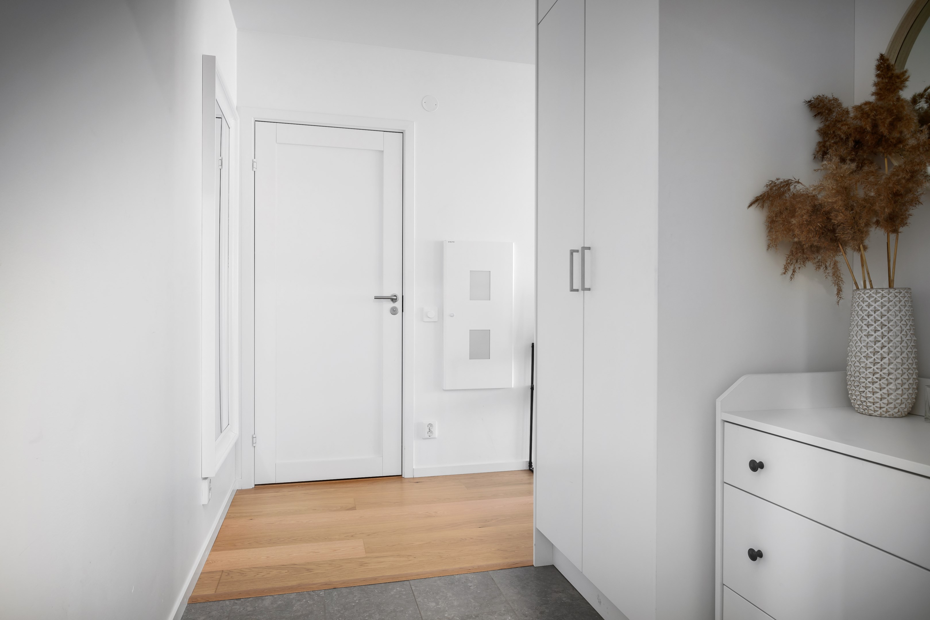 Bostadsbild från Tollareslingan 26, 8 tr, Såld i Tollare, Nacka