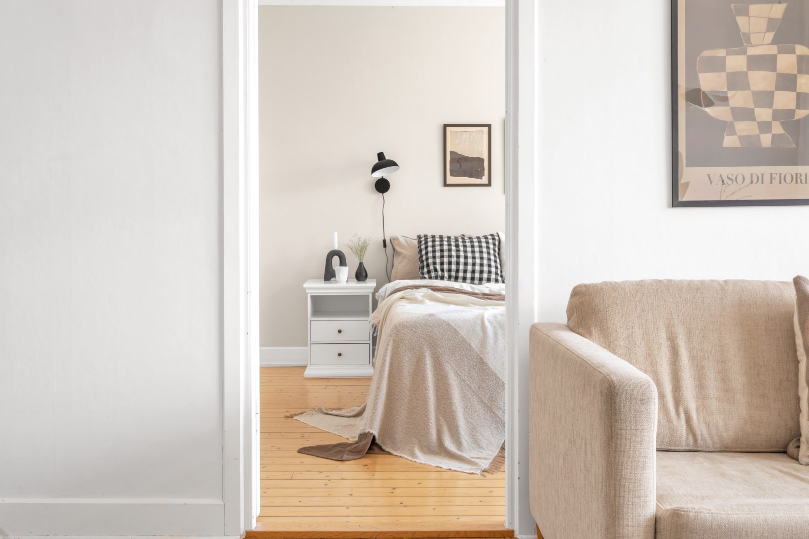 Bostadsbild från Åsgränd 2 B, Såld i Öfre Slotts, Uppsala