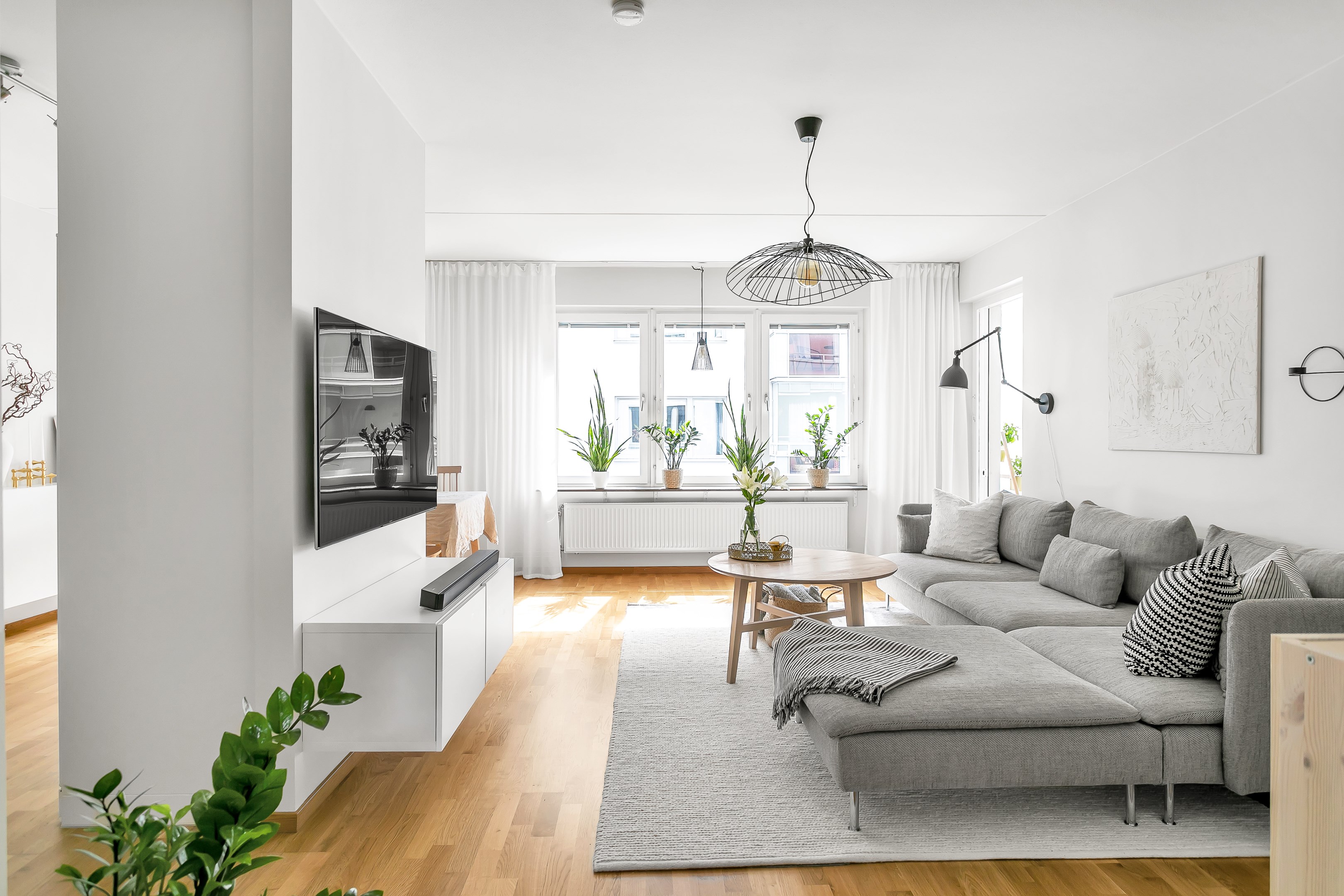 Bostadsbild från Råbyvägen 30, Såld i Kapellgärdet, Uppsala