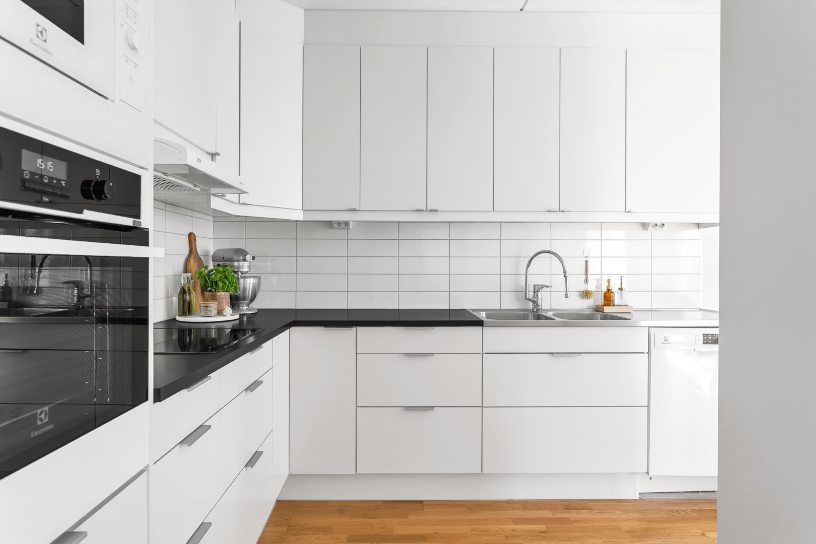 Bostadsbild från Råbyvägen 30, Såld i Kapellgärdet, Uppsala