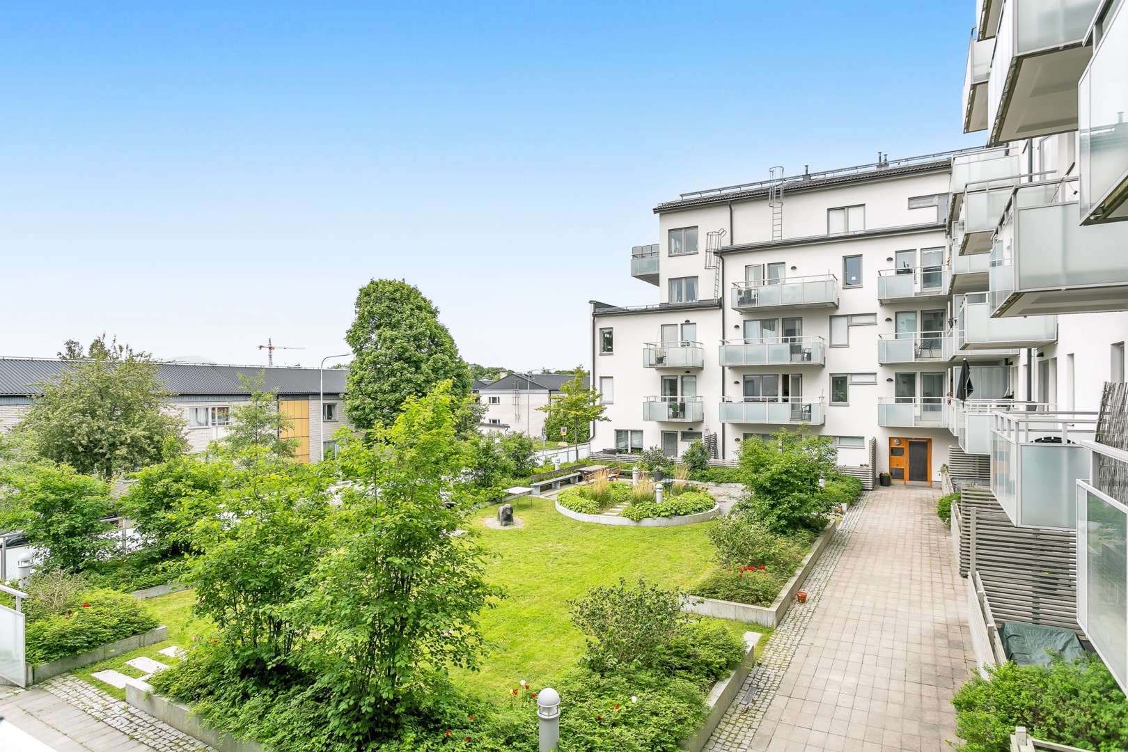 Bostadsbild från Råbyvägen 30, Såld i Kapellgärdet, Uppsala