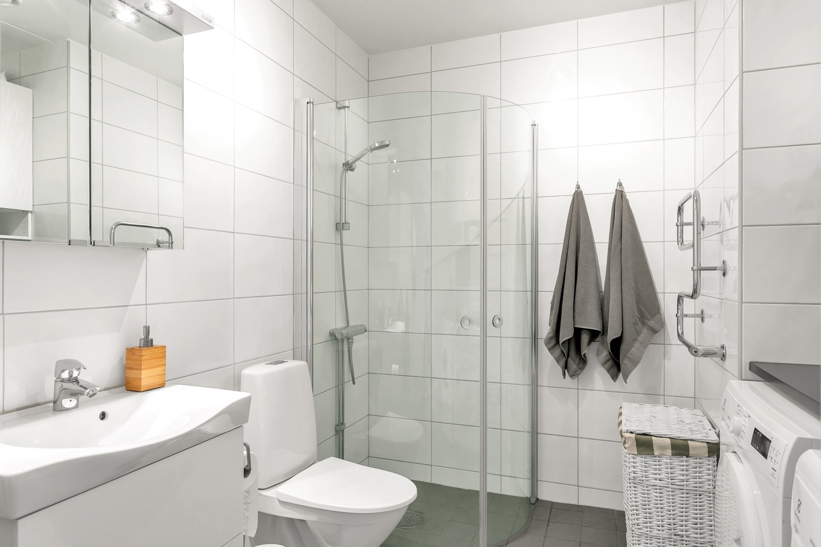 Bostadsbild från Råbyvägen 30, Såld i Kapellgärdet, Uppsala