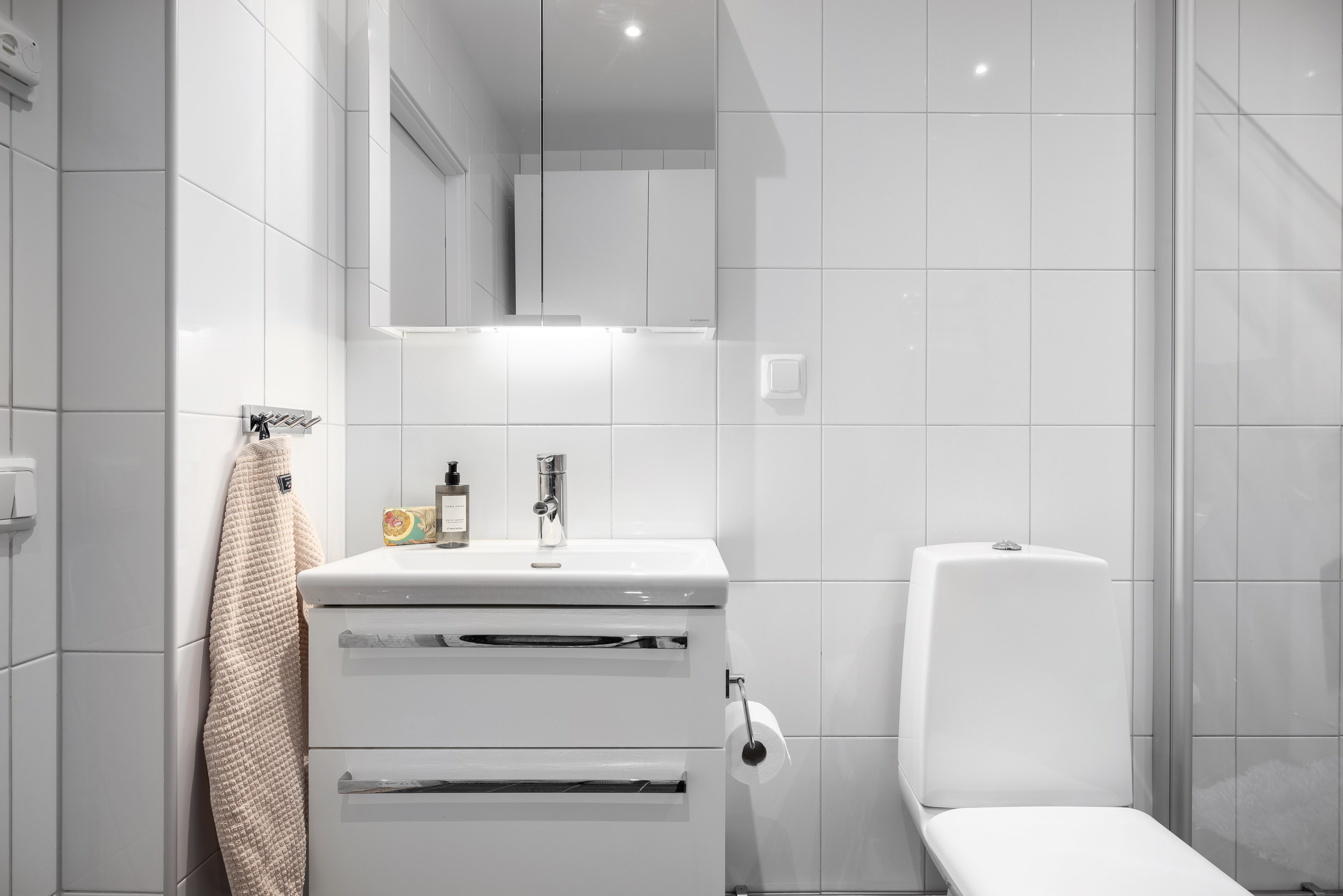 Bostadsbild från Tollareslingan 22, 9 tr, Såld i Tollare, Nacka