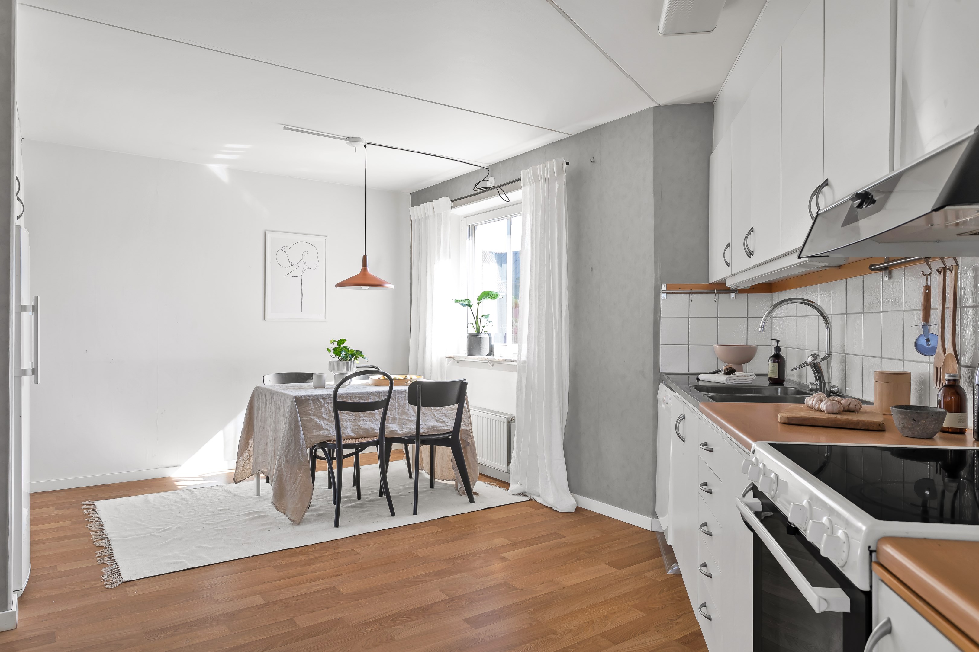 Bostadsbild från Eksätravägen 144, Såld i Vårdsätra, Uppsala