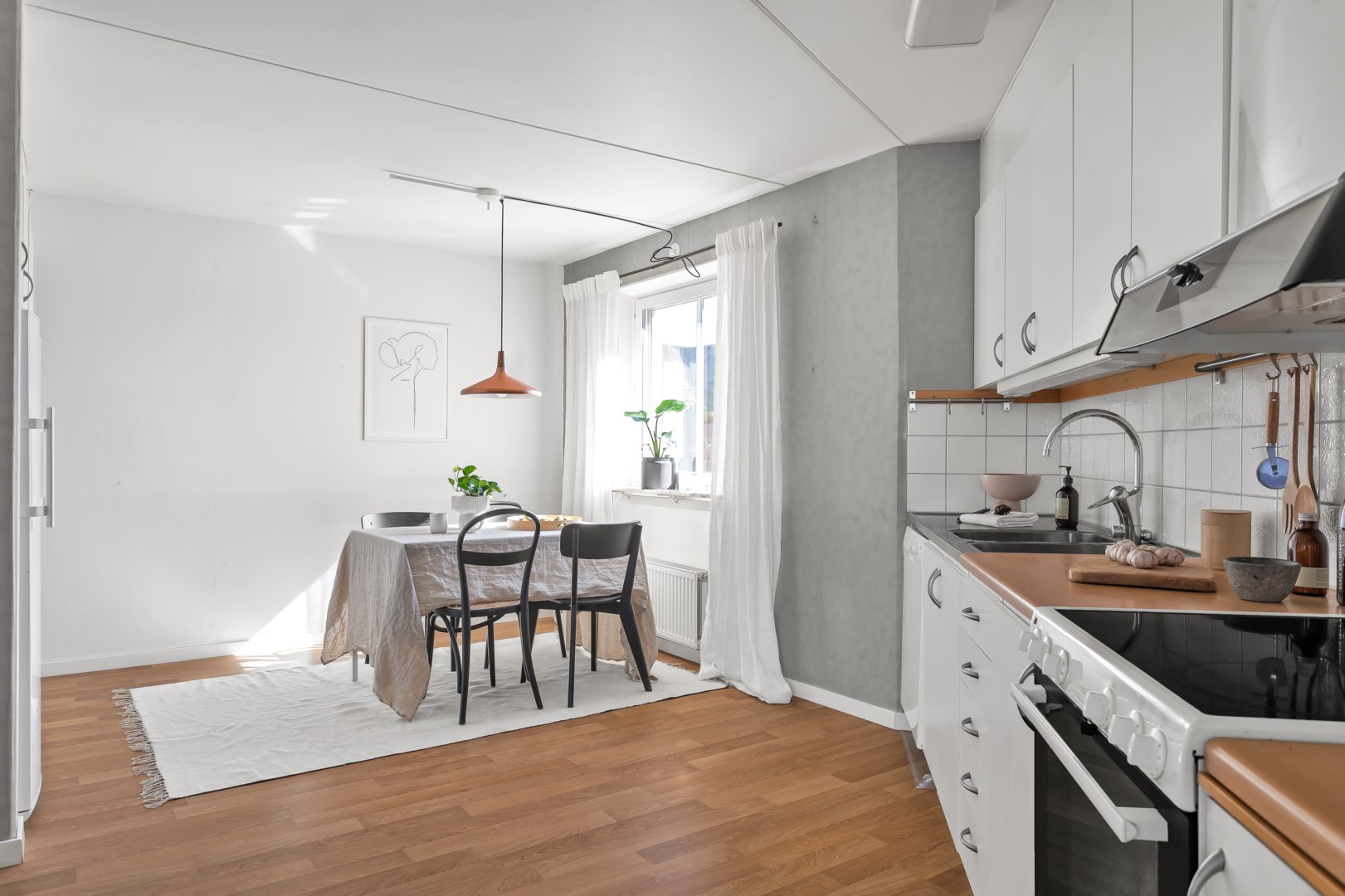 Bostadsbild från Eksätravägen 144, Såld i Vårdsätra, Uppsala