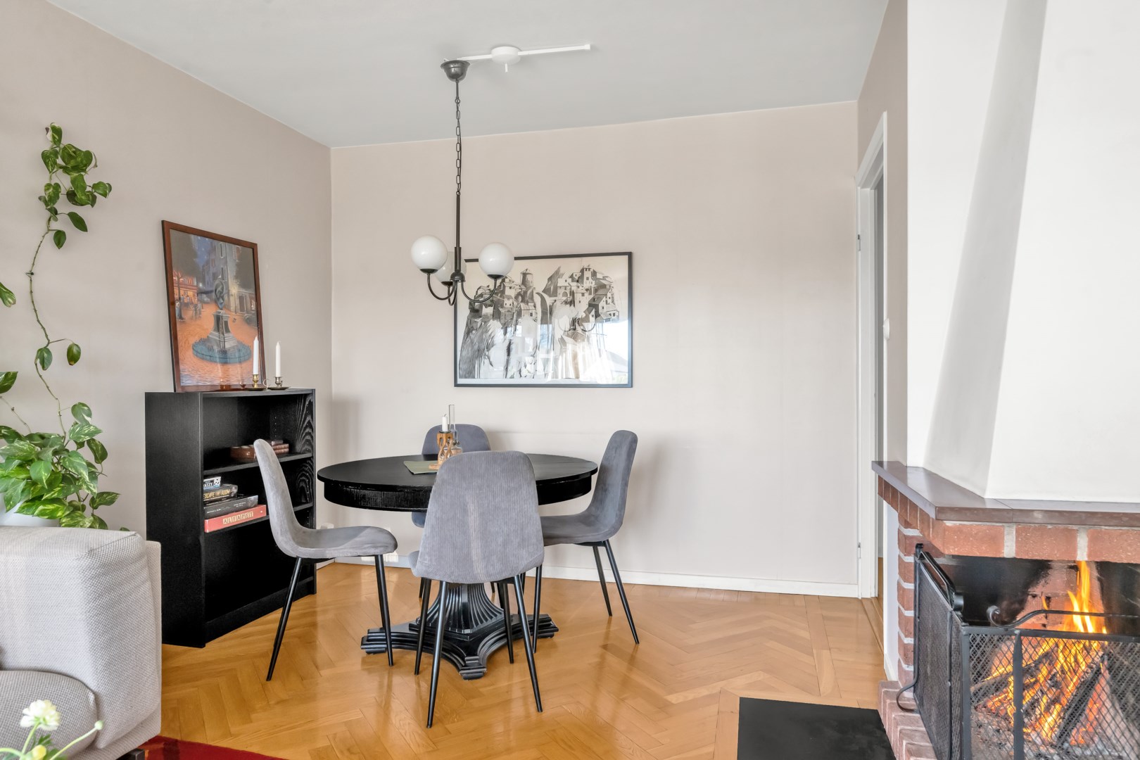 Bostadsbild från Årstagatan 18B, Såld i Salabacke, Uppsala