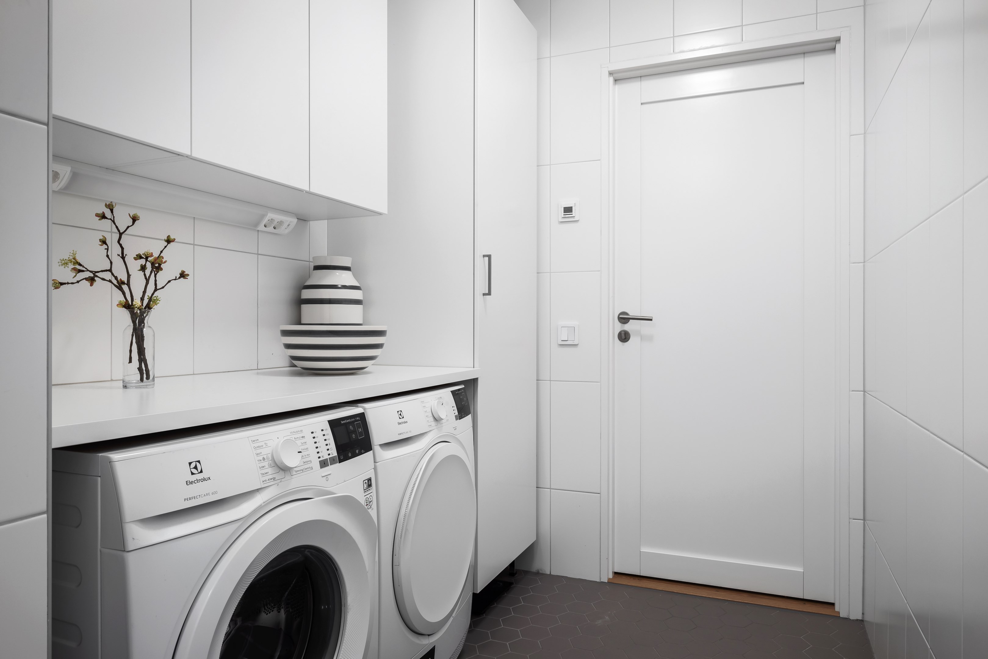 Bostadsbild från Tollareslingan 24, 3 tr, Såld i Tollare, Nacka