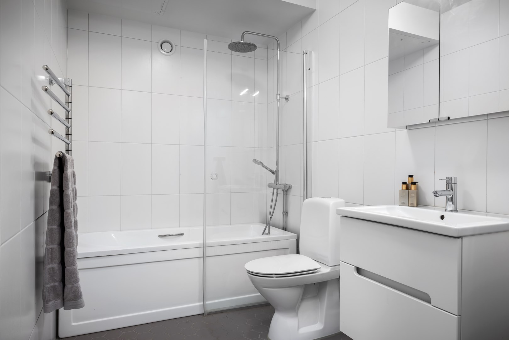 Bostadsbild från Tollareslingan 24, 3 tr, Såld i Tollare, Nacka