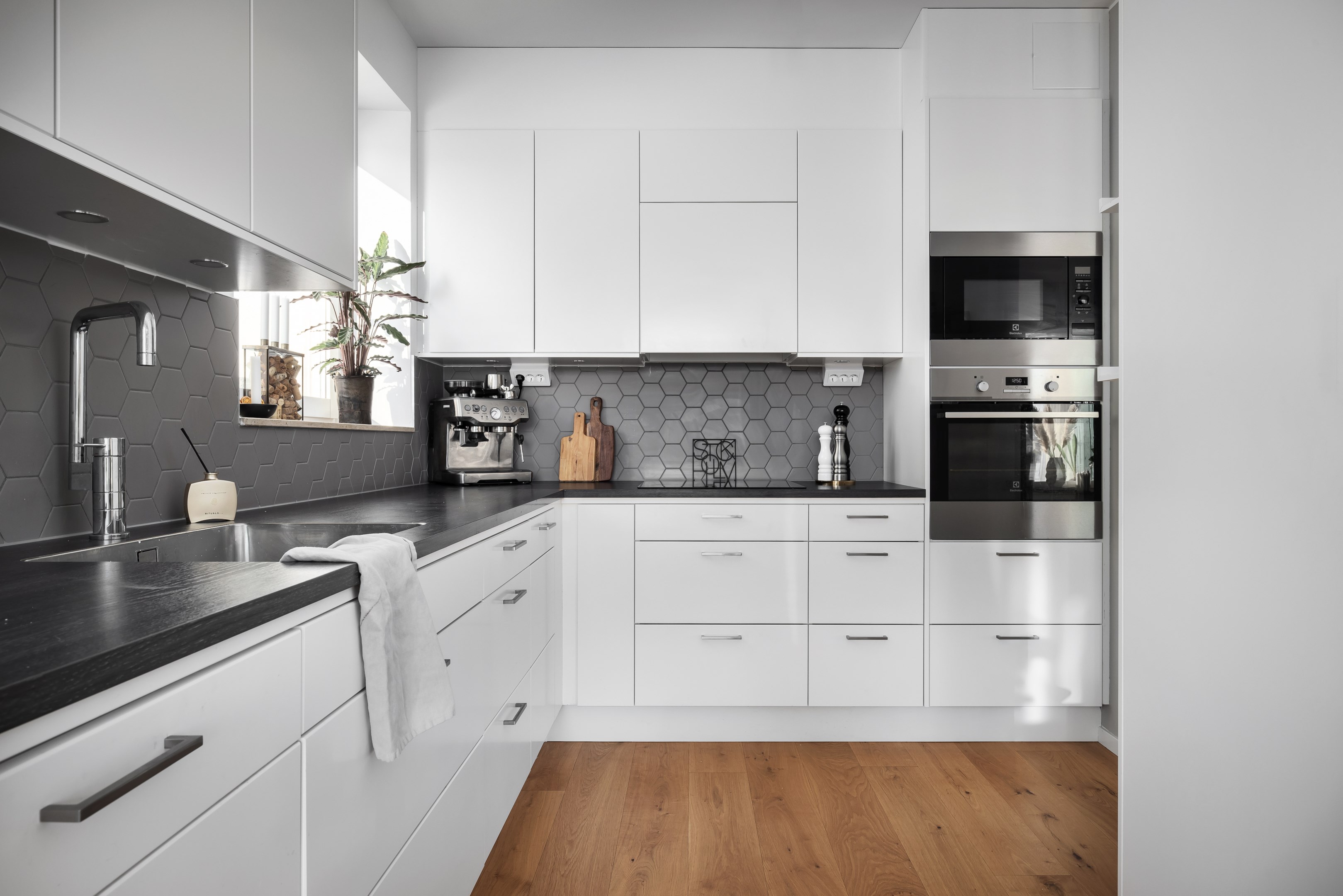 Bostadsbild från Tollareslingan 24, 3 tr, Såld i Tollare, Nacka