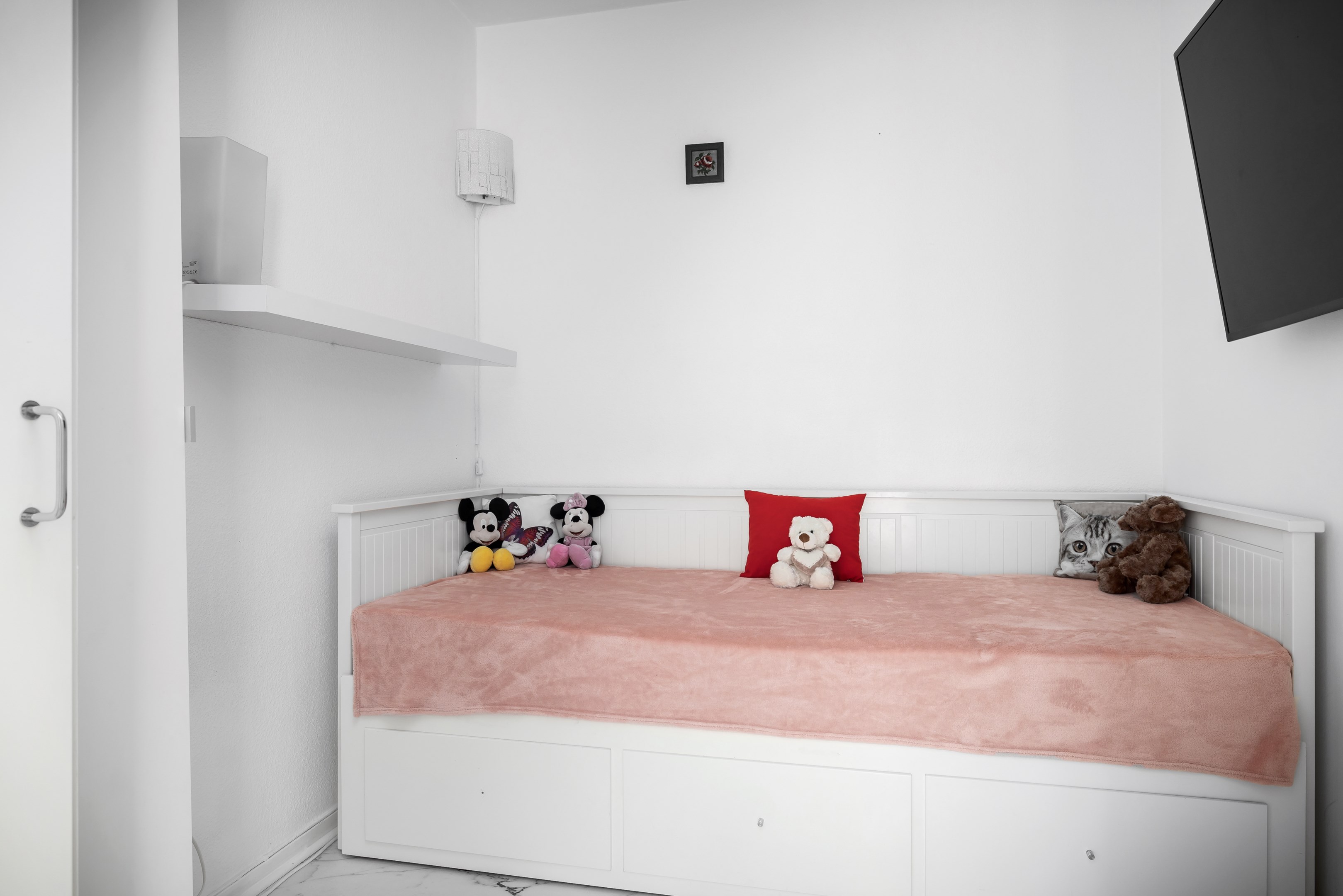 Bostadsbild från Ormingeringen 74, 2tr, Såld i Västra Orminge, Nacka