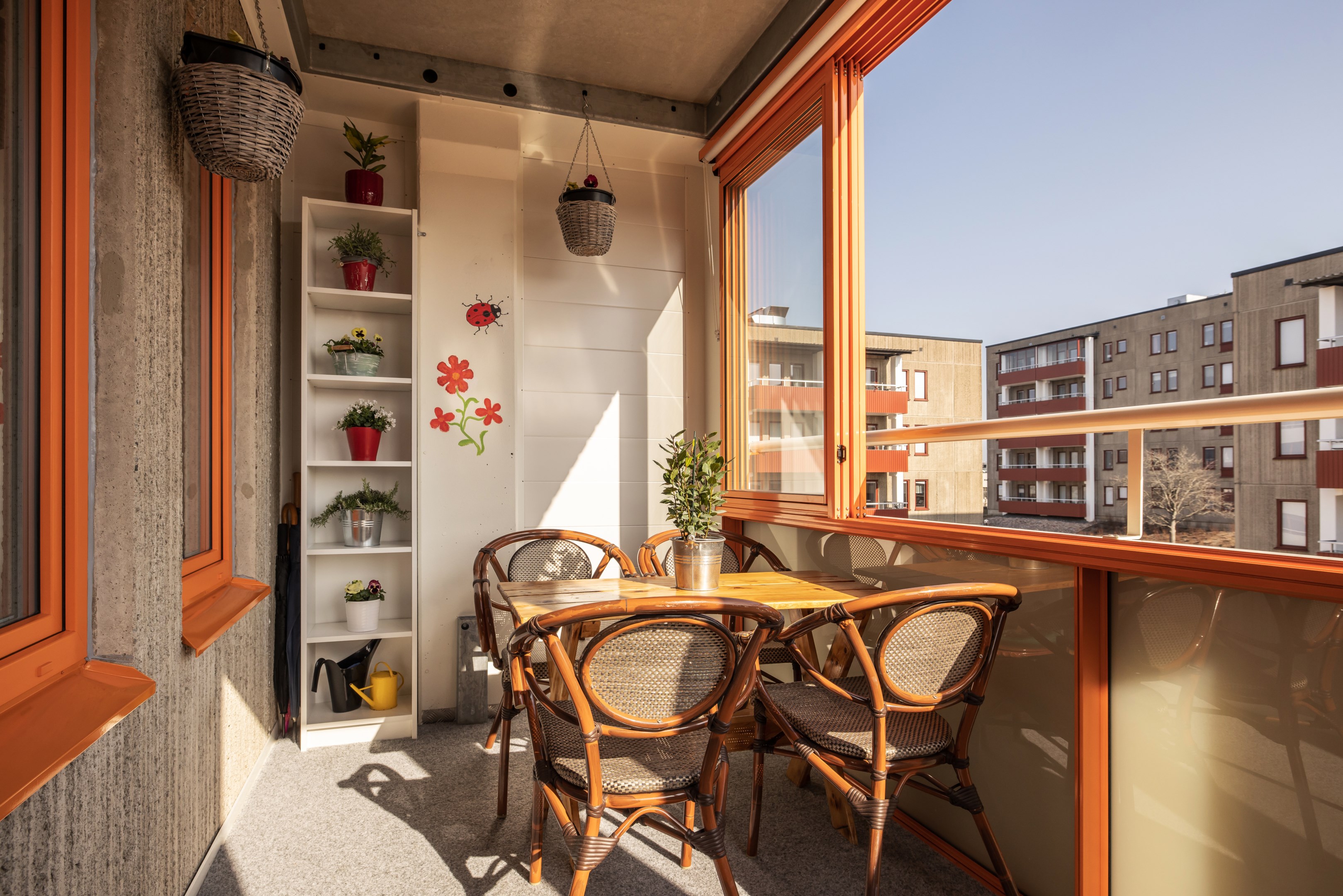 Bostadsbild från Ormingeringen 74, 2tr, Såld i Västra Orminge, Nacka