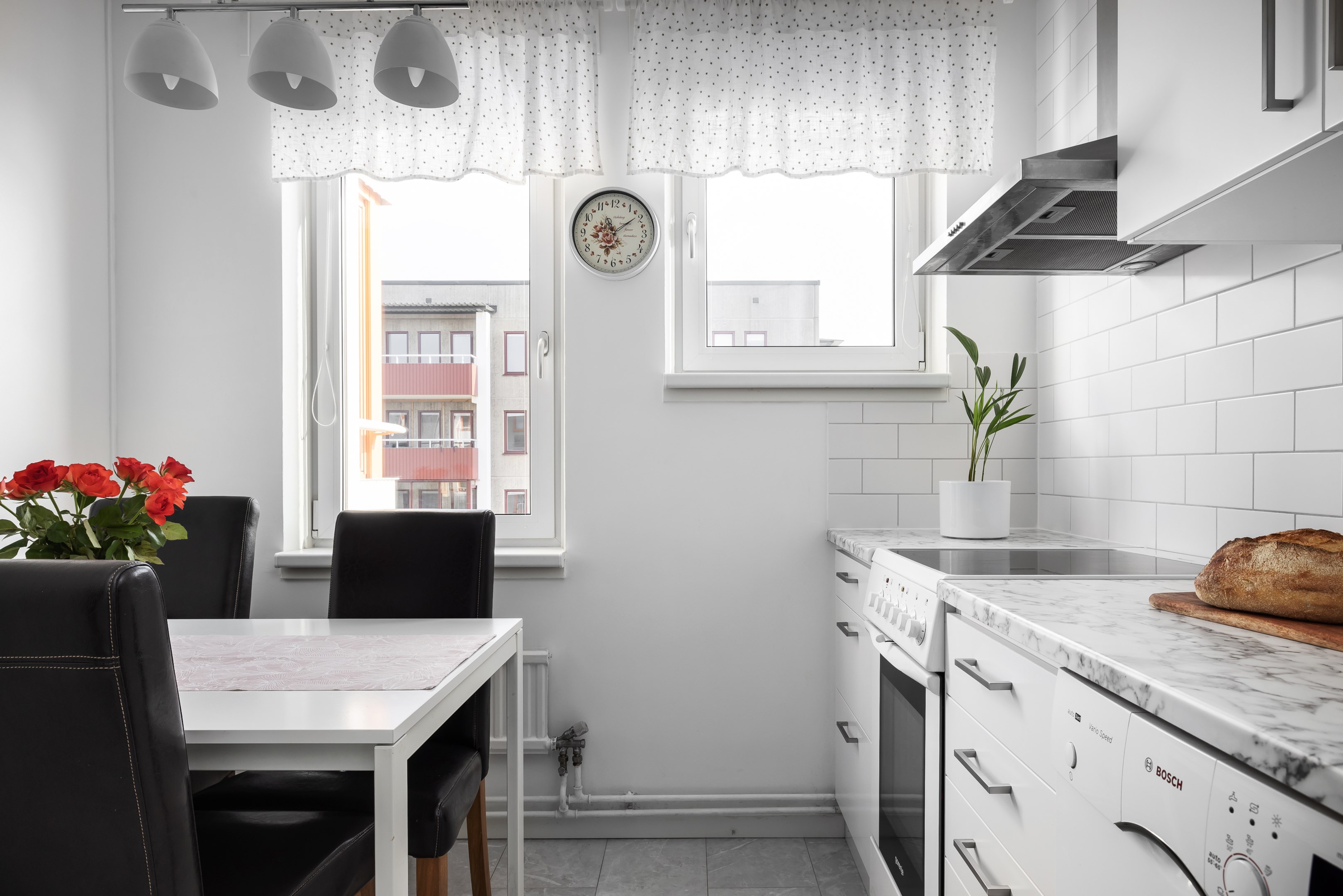 Bostadsbild från Ormingeringen 74, 2tr, Såld i Västra Orminge, Nacka