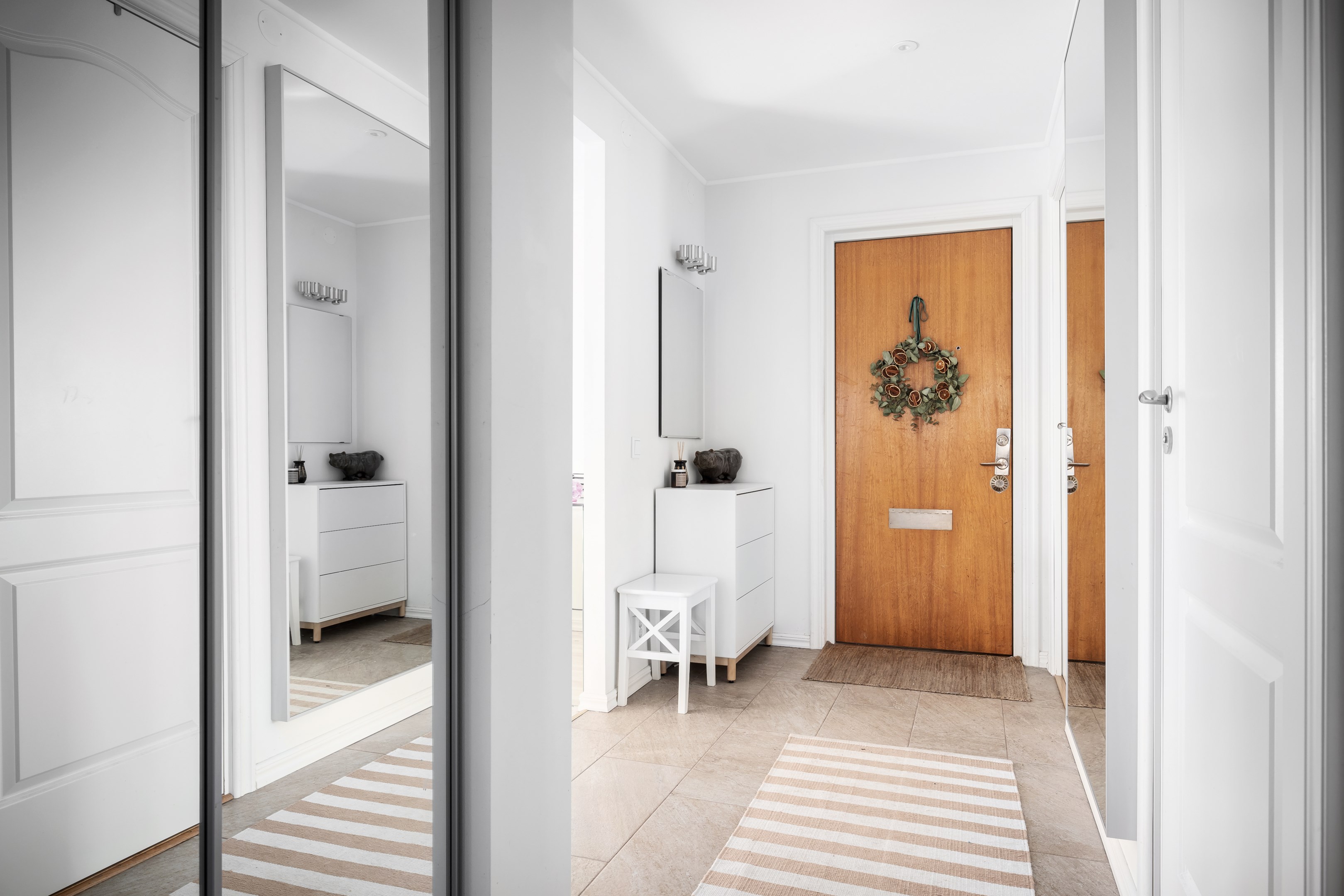 Bostadsbild från Utövägen 26, Såld i Västra Orminge, Nacka