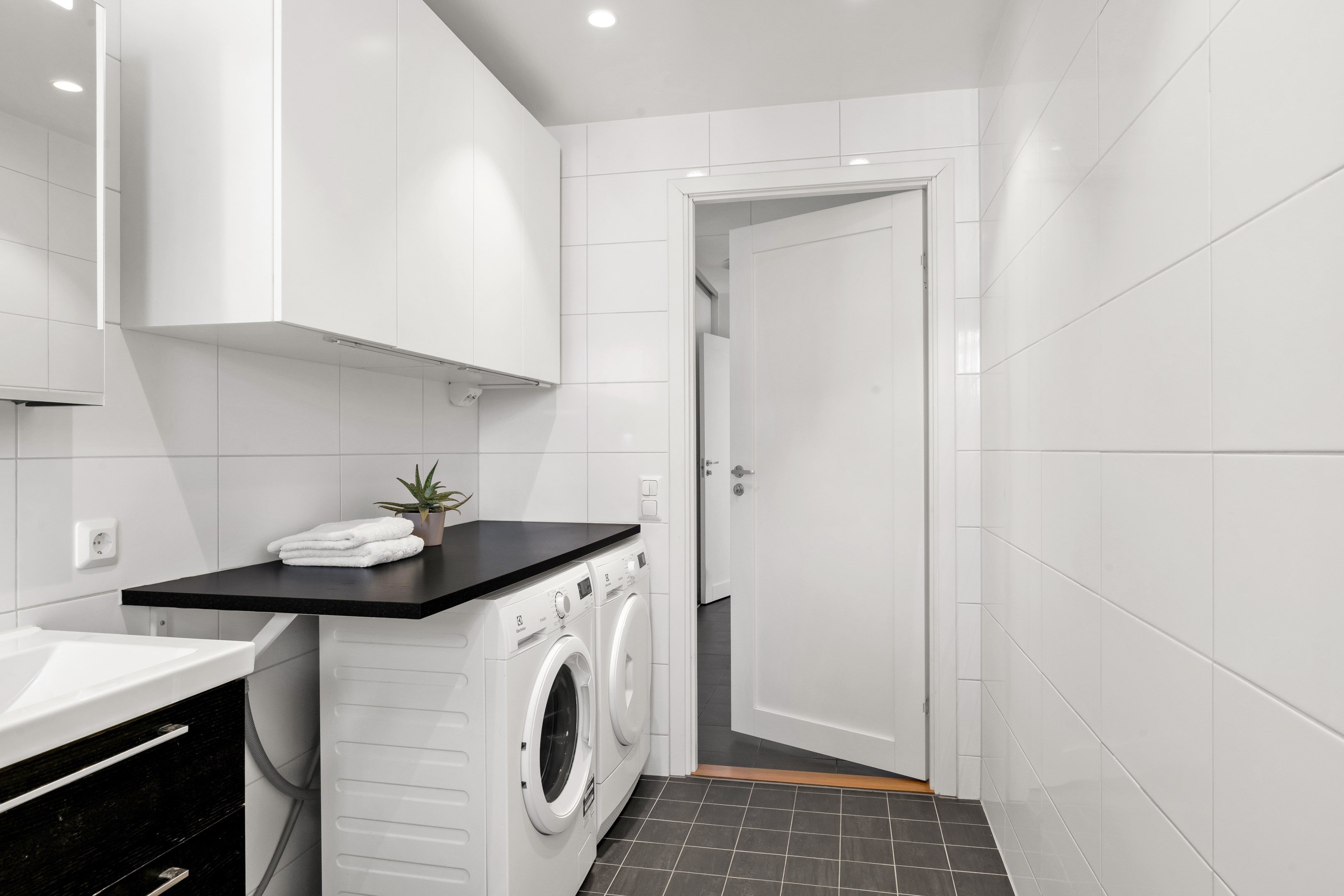 Bostadsbild från Tullgarnsgatan 12, Såld i Kungsängen, Uppsala