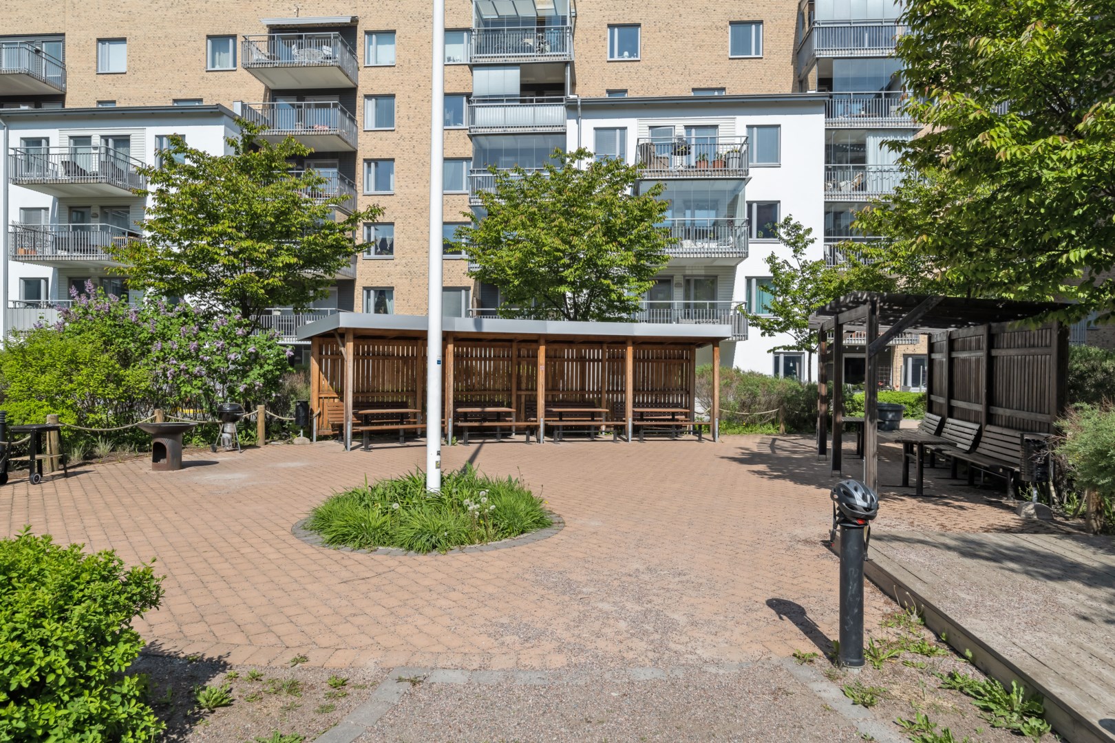 Bostadsbild från Tullgarnsgatan 12, Såld i Kungsängen, Uppsala