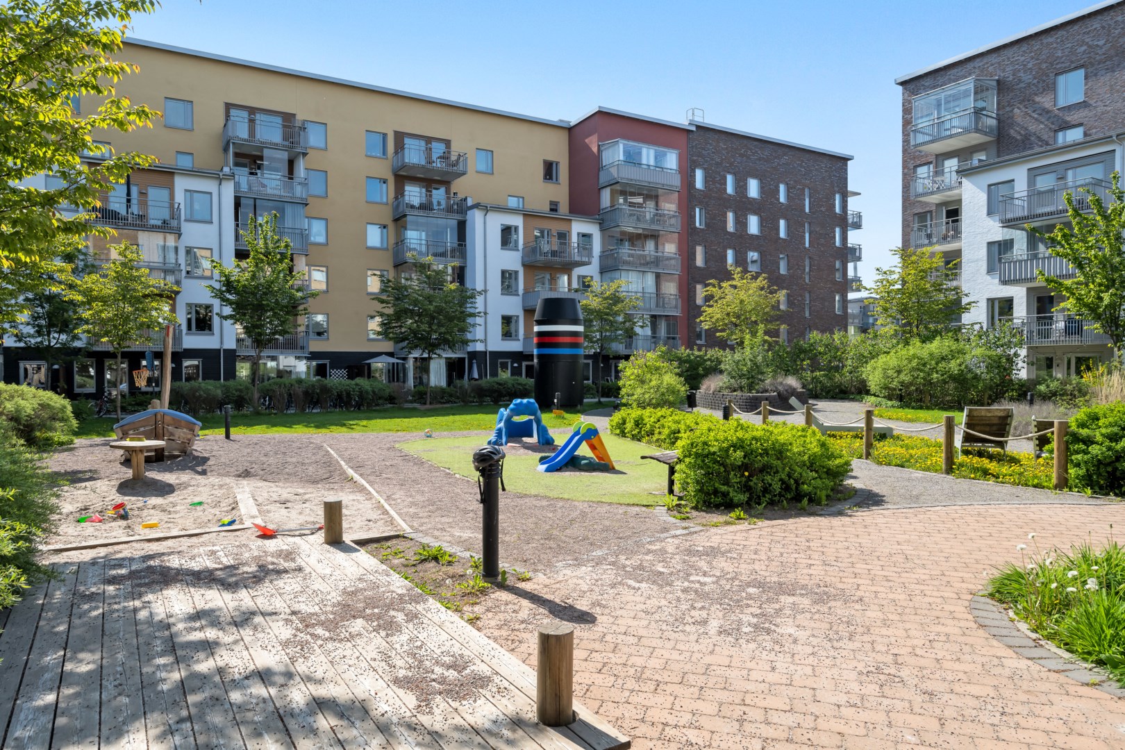 Bostadsbild från Tullgarnsgatan 12, Såld i Kungsängen, Uppsala