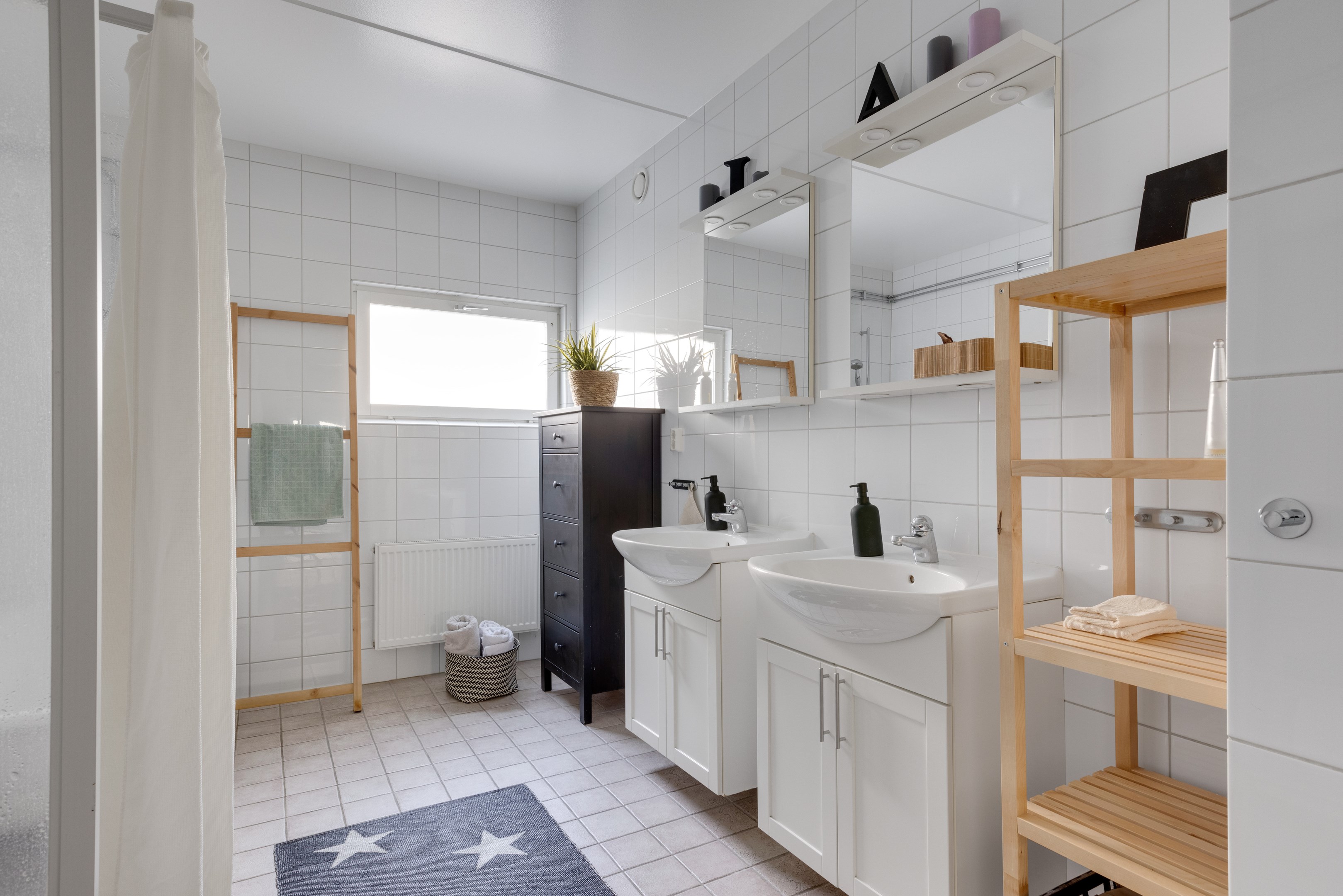 Bostadsbild från Norbyvägen 44 B, Såld i Sommarro, Uppsala